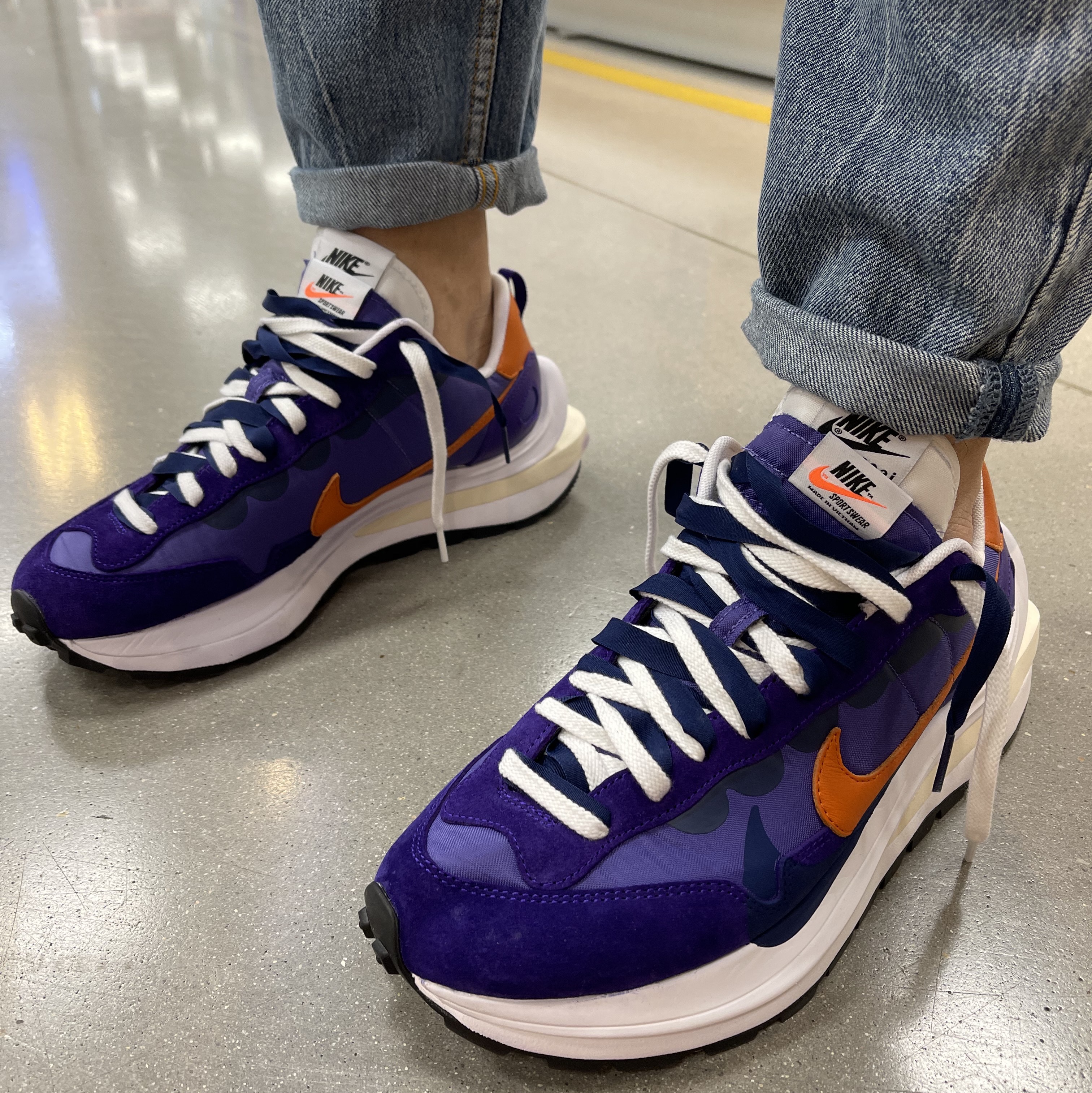 Nike x Sacai VaporWaffle Dark Iris, Supreme x Yohji Yamamoto This Was Tomorrow T-Shirt White - 20FW 착용 스타일 - 4