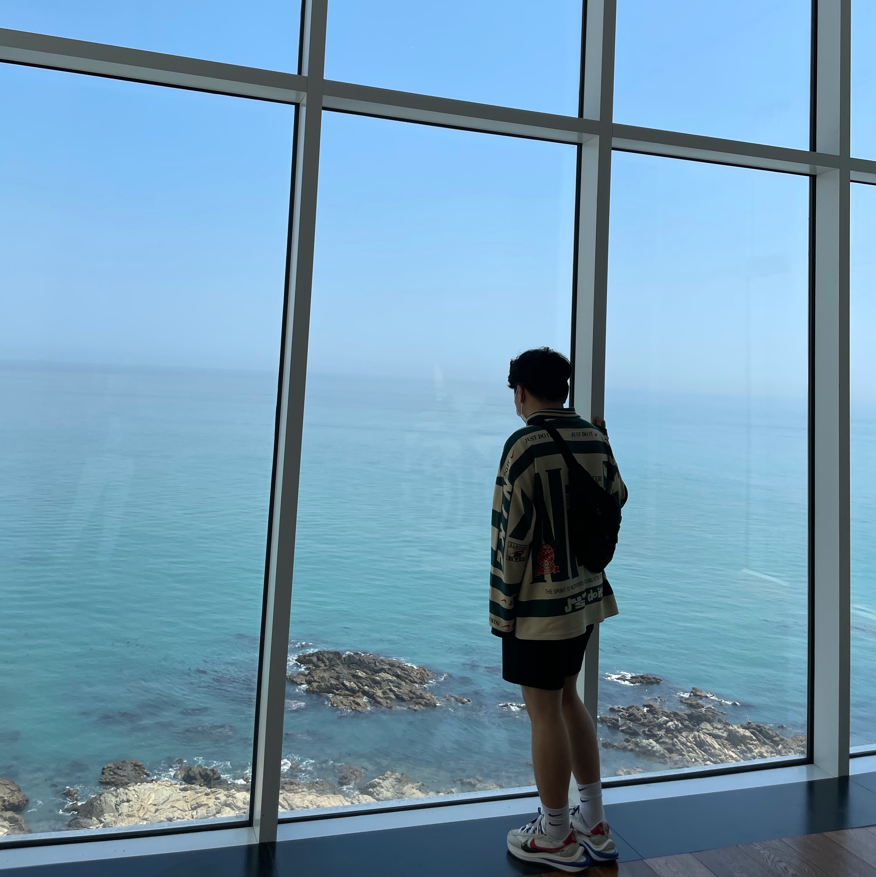 Nike x Sacai VaporWaffle Royal Fuchsia, Nike x Cactus Plant Flea Market Long Sleeve Polo Natural - US/EU 착용 스타일