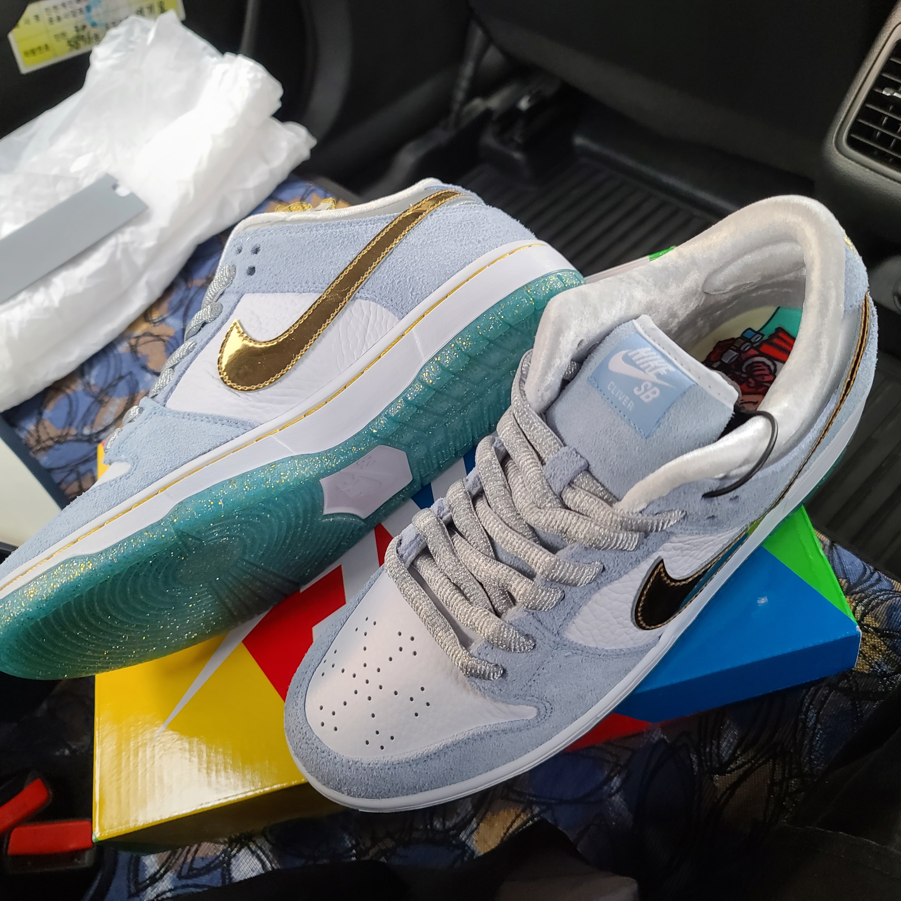 Nike x Sean Cliver SB Dunk Low Holiday Special 착용 스타일