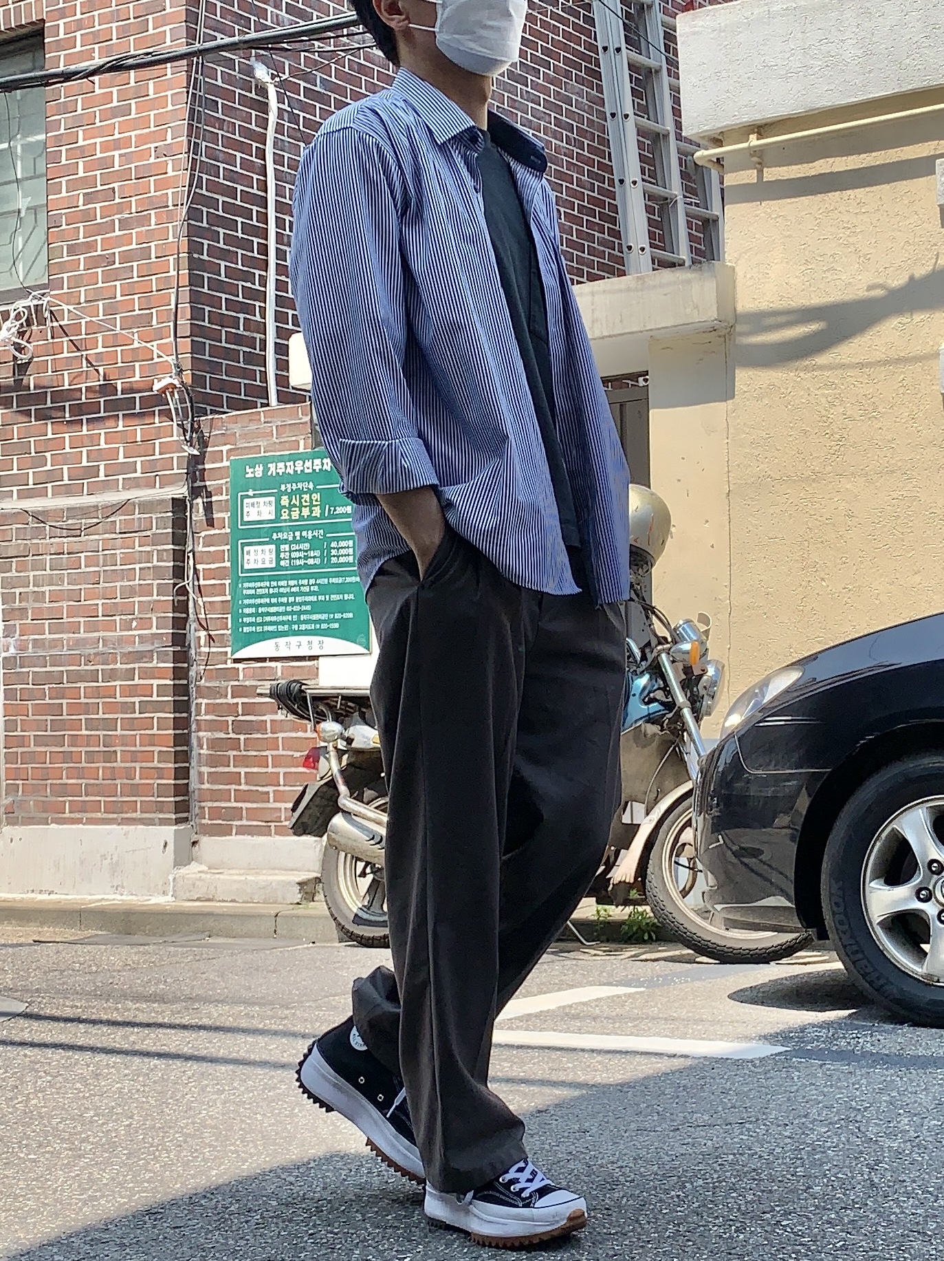 Converse Run Star Hike Hi Black White Gum 착용 스타일