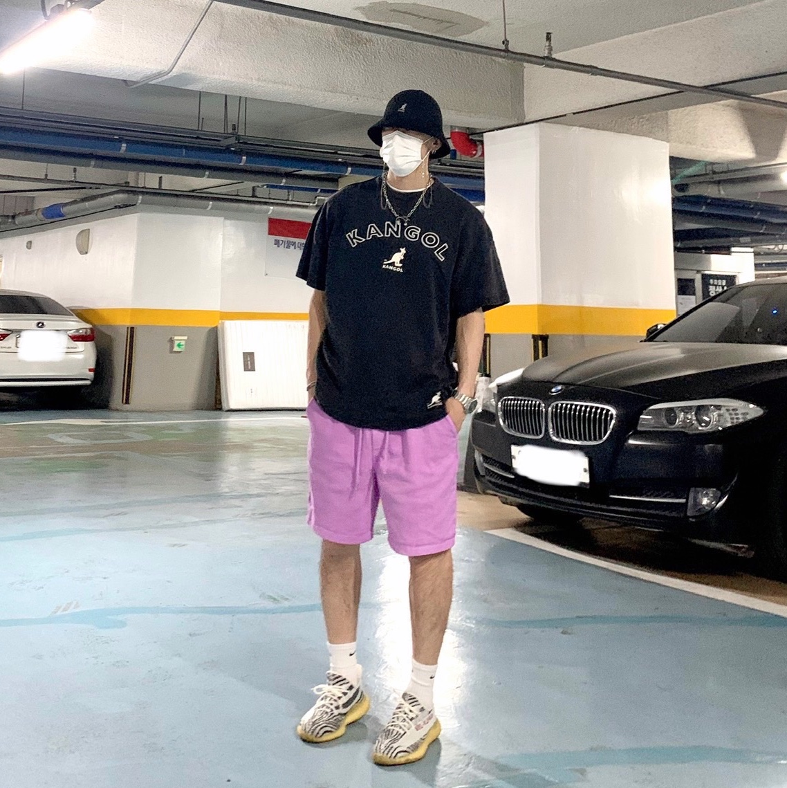 Adidas Yeezy Boost 350 V2 Zebra 2017/2019/2020 착용 스타일