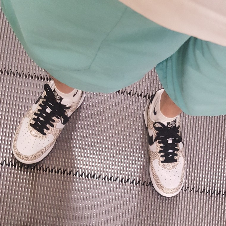 Nike Air Force 1 Low Retro Cocoa Snake 2018 착용 스타일 - 1
