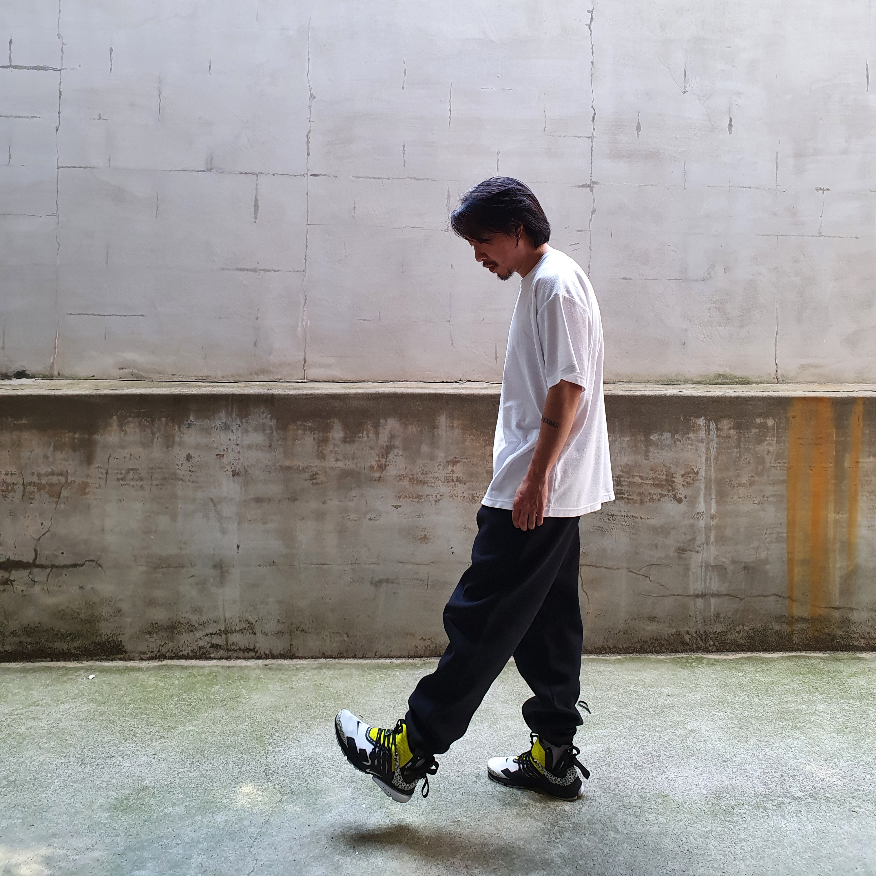 Nike x Acronym Air Presto Mid Dynamic Yellow 착용 스타일