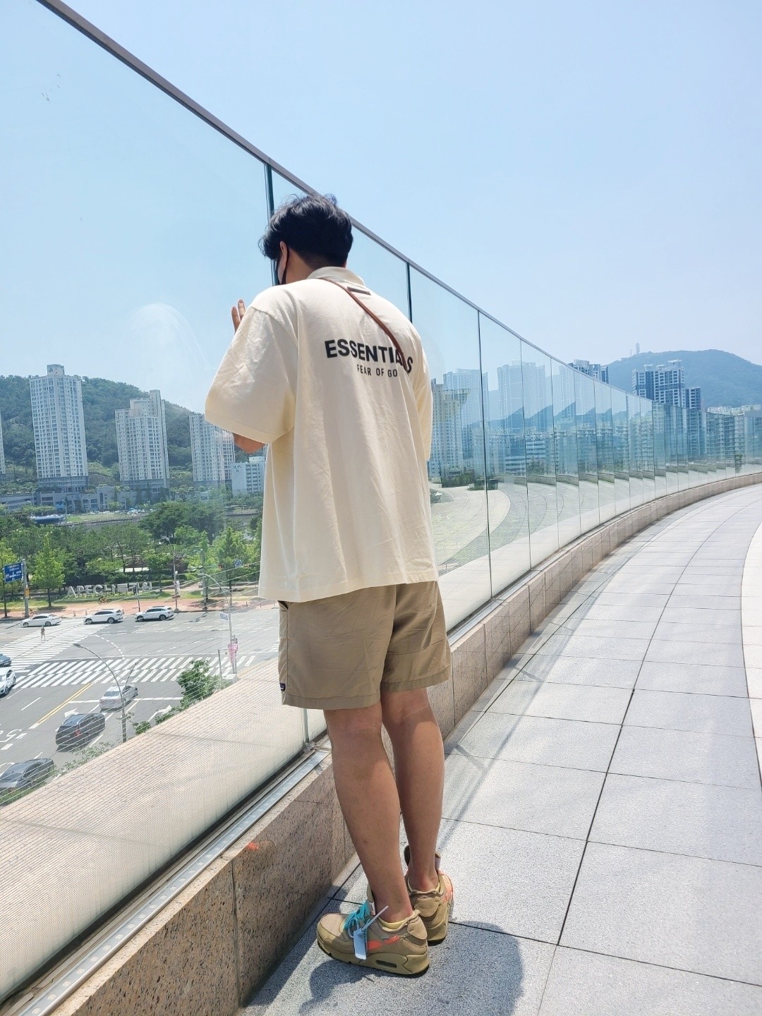 Essentials Short Sleeve Polo Cream - 21SS, Nike x Off-White Air Max 90 V2 Desert Ore 착용 스타일 - 2