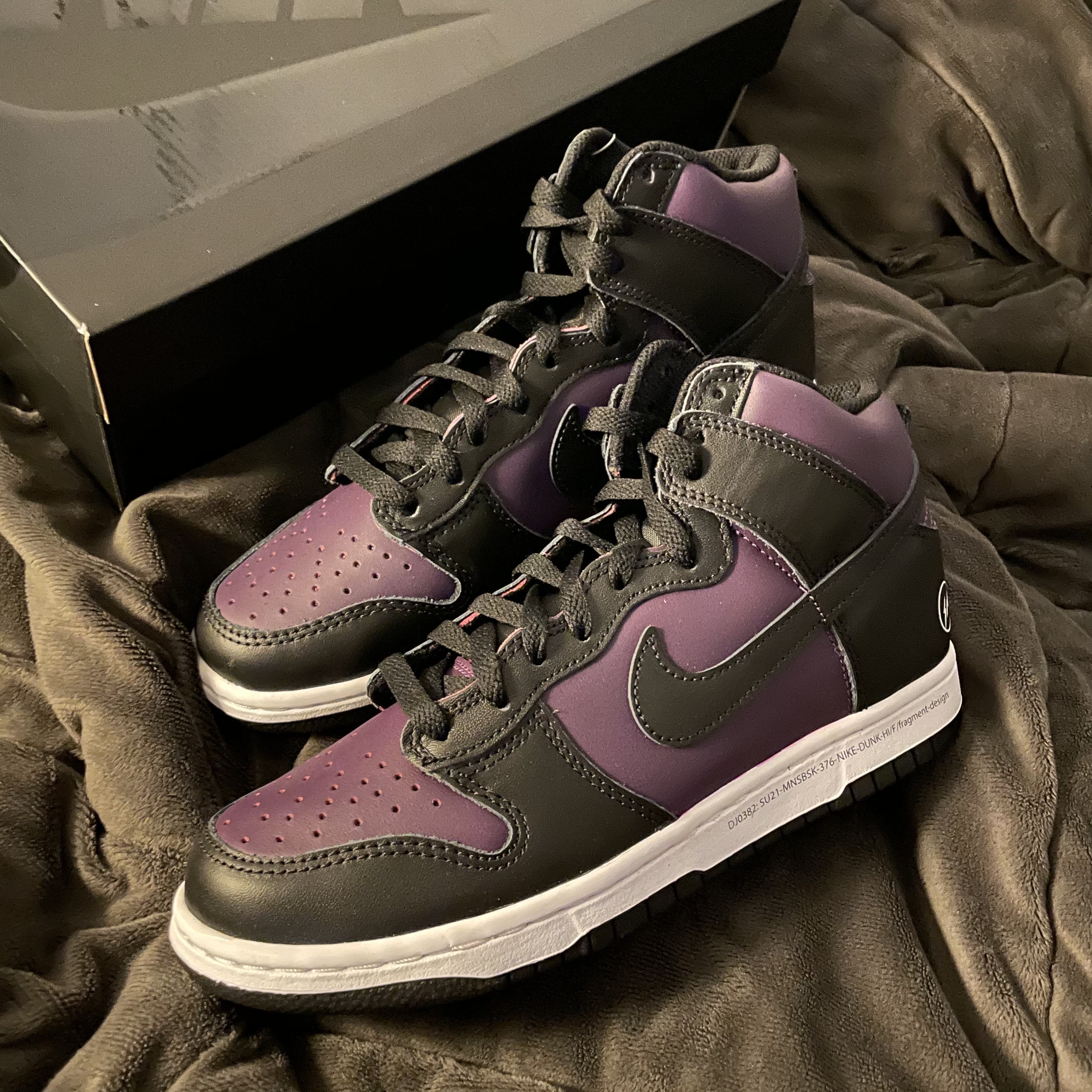 Nike x Fragment Dunk High Black 착용 스타일 - 1