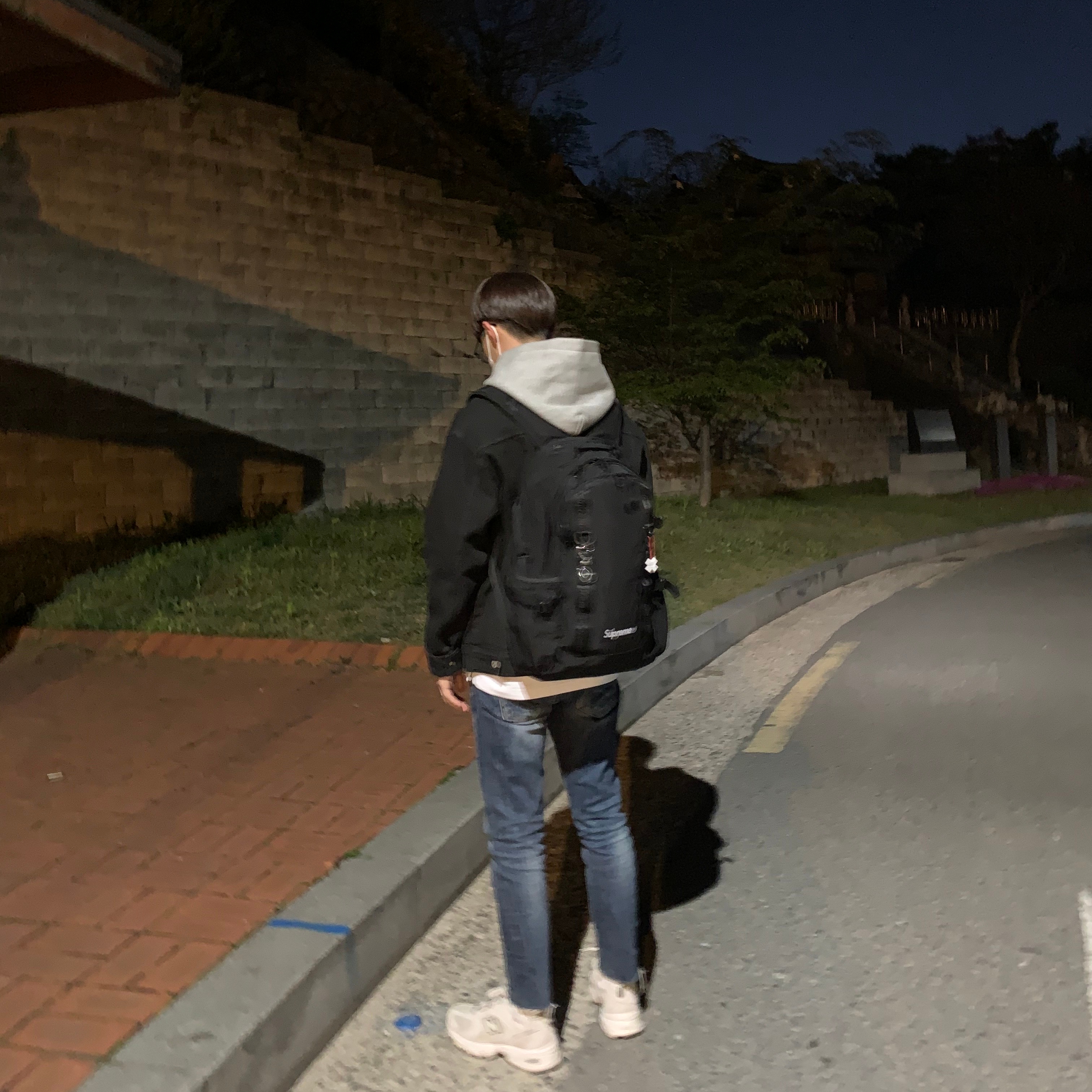 New Balance 530 Ivory, Supreme Backpack Black - 20FW 착용 스타일