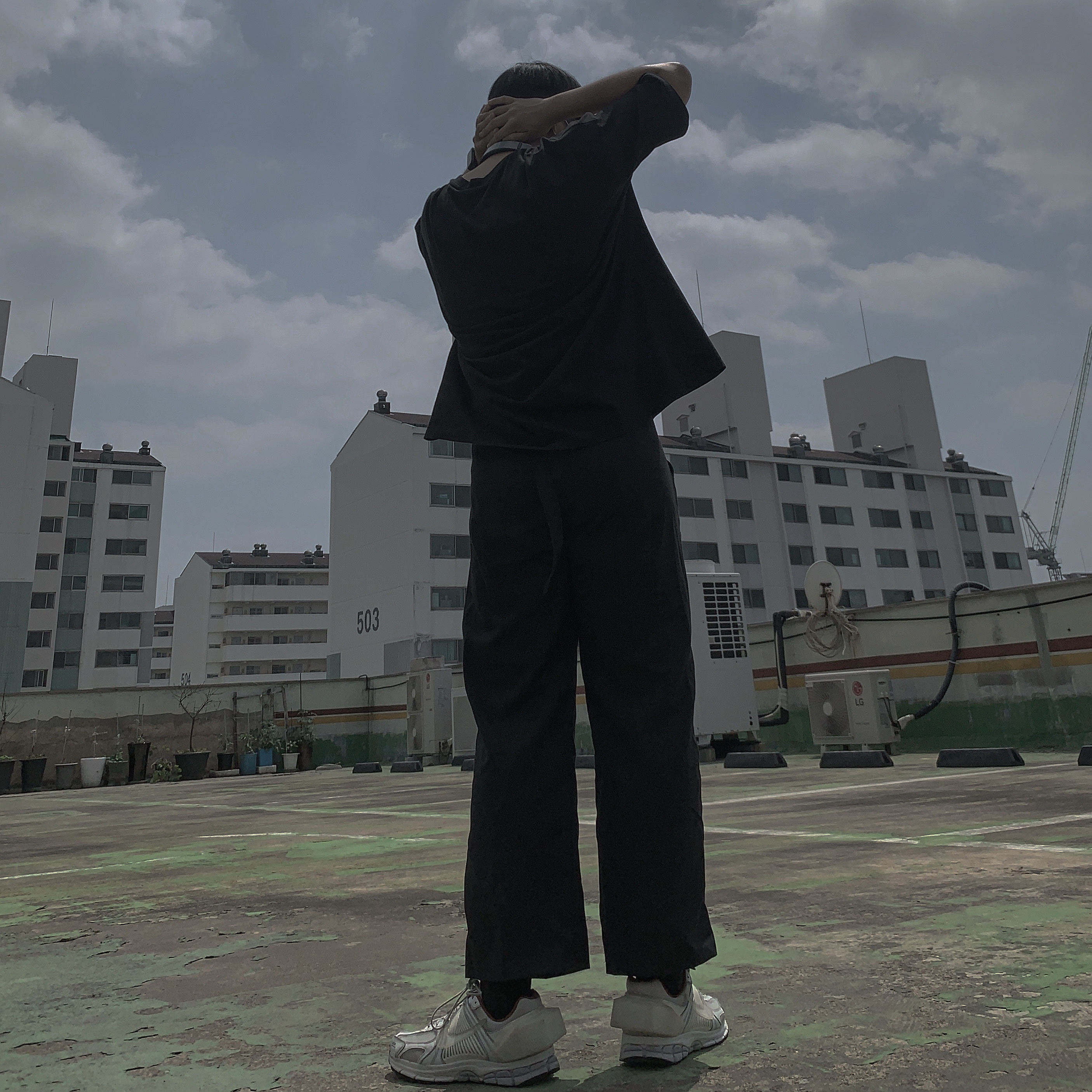 Nike x A-Cold-Wall Zoom Vomero 5 Sail 착용 스타일