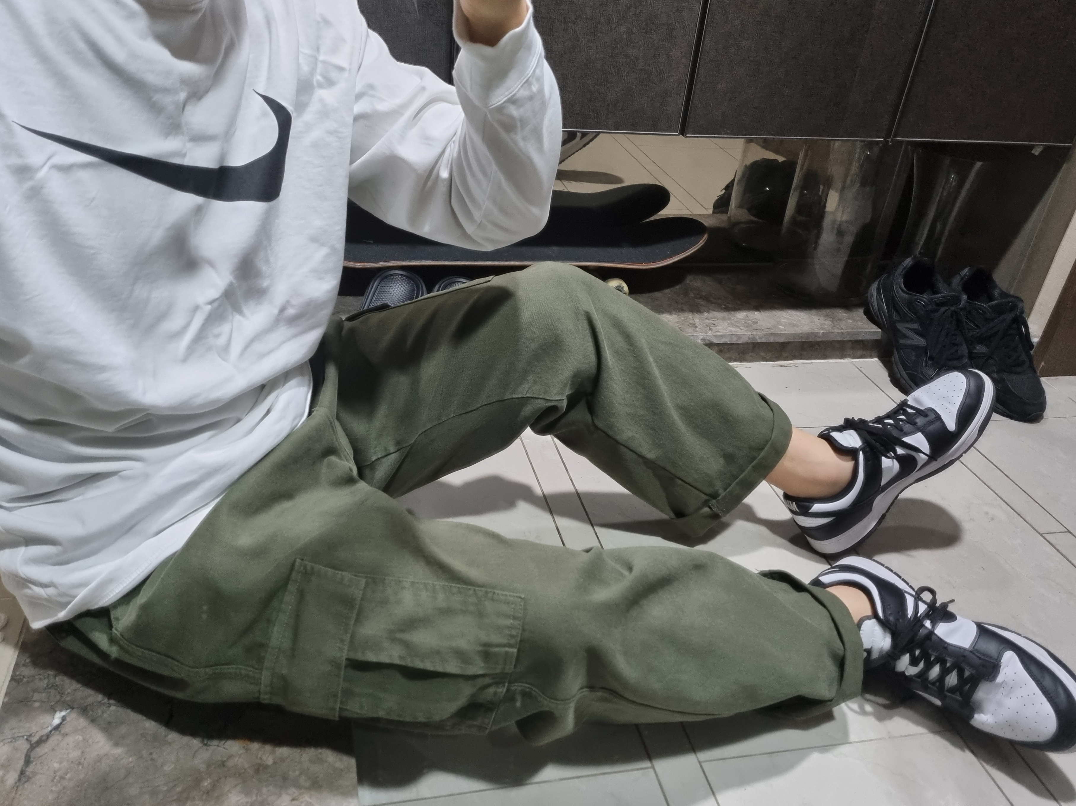 Nike x Stussy Big Swoosh LS T-Shirt White - US/EU, Nike Dunk Low Retro Black 착용 스타일