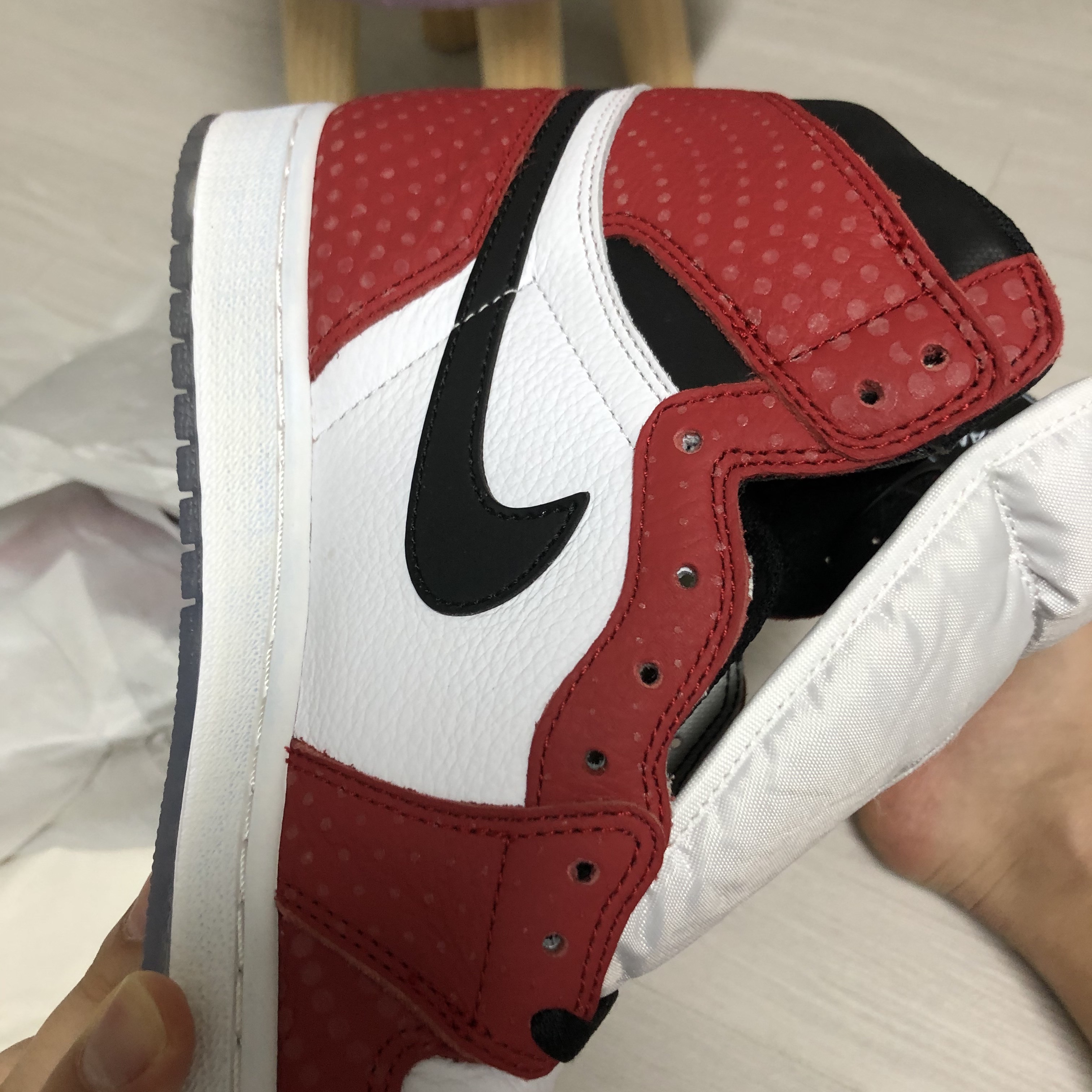 Jordan 1 Retro High Spider-Man Origin Story 착용 스타일