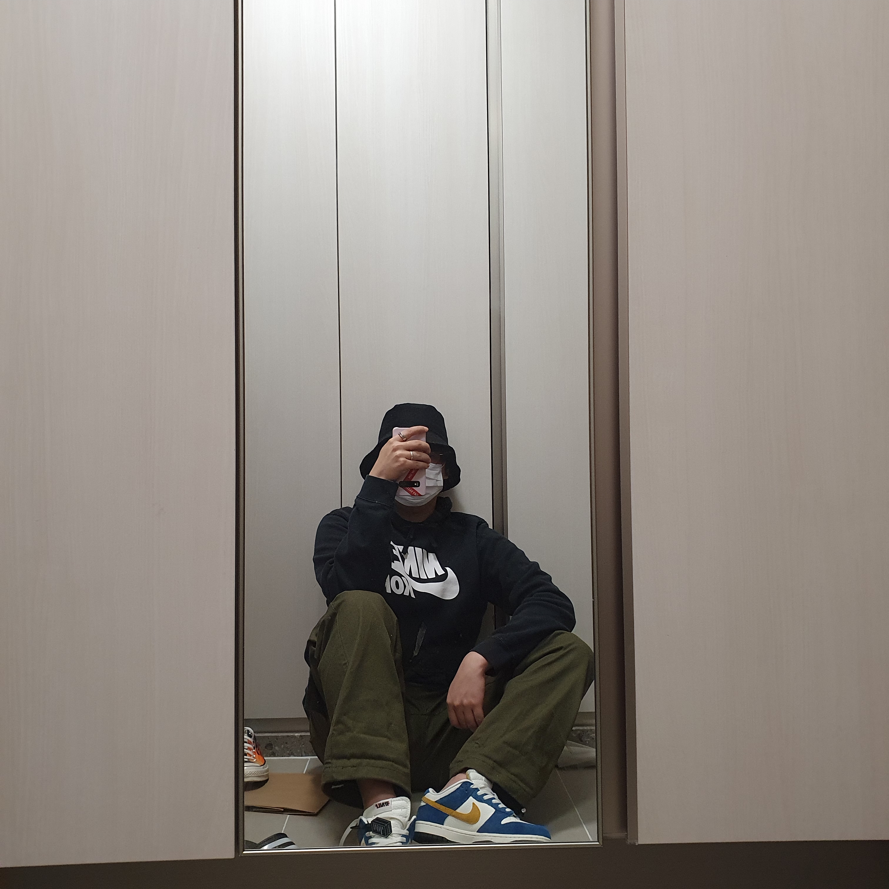 Nike x Kasina Dunk Low 80's Bus 착용 스타일