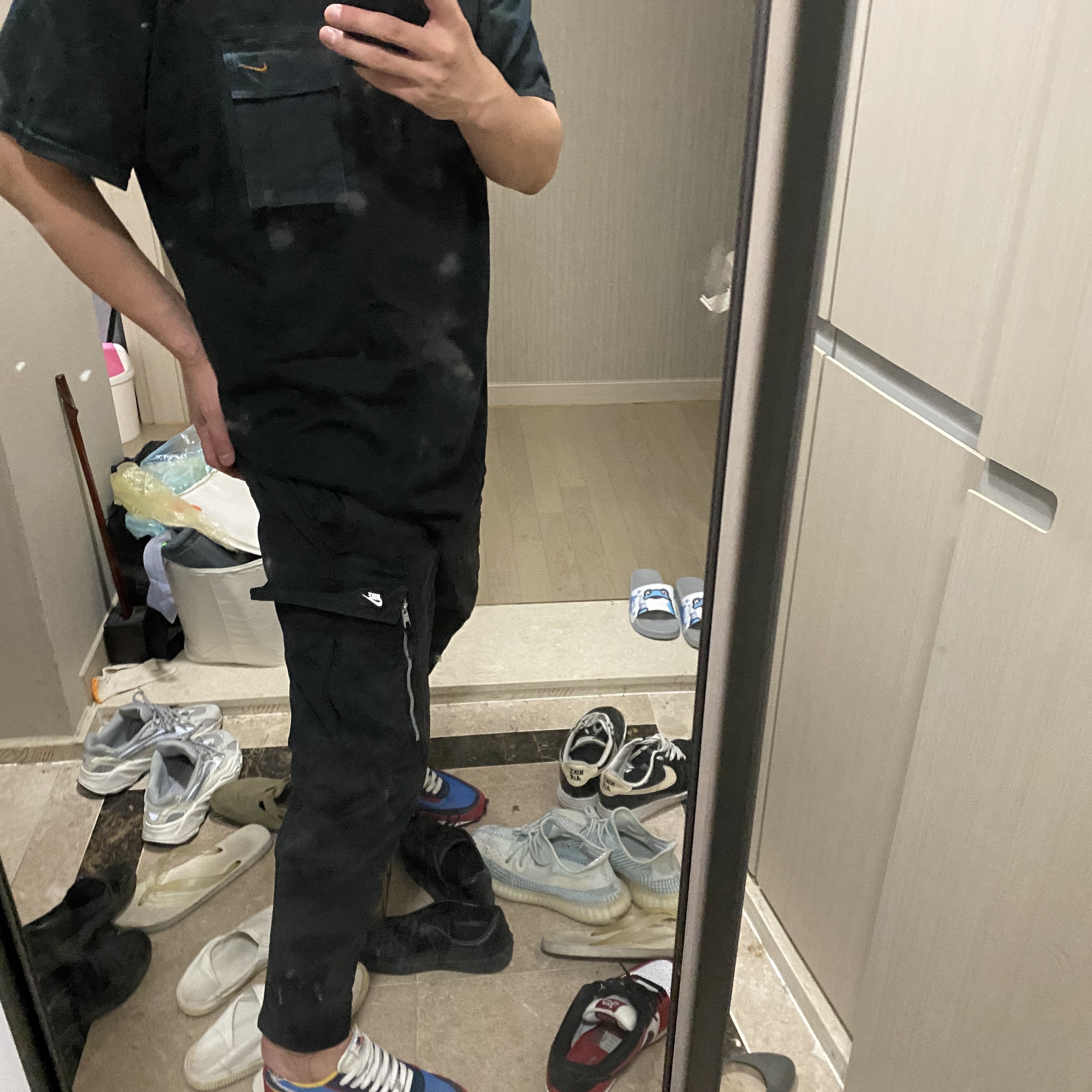 Nike x Sacai LDWaffle Blue Multi, Nike x Travis Scott NRG AG T-Shirt Black 착용 스타일