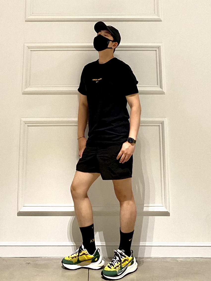Nike x Drake Nocta Socks Black (3 Pack), Nike x Sacai VaporWaffle Tour Yellow & Gorge Green Sail 착용 스타일