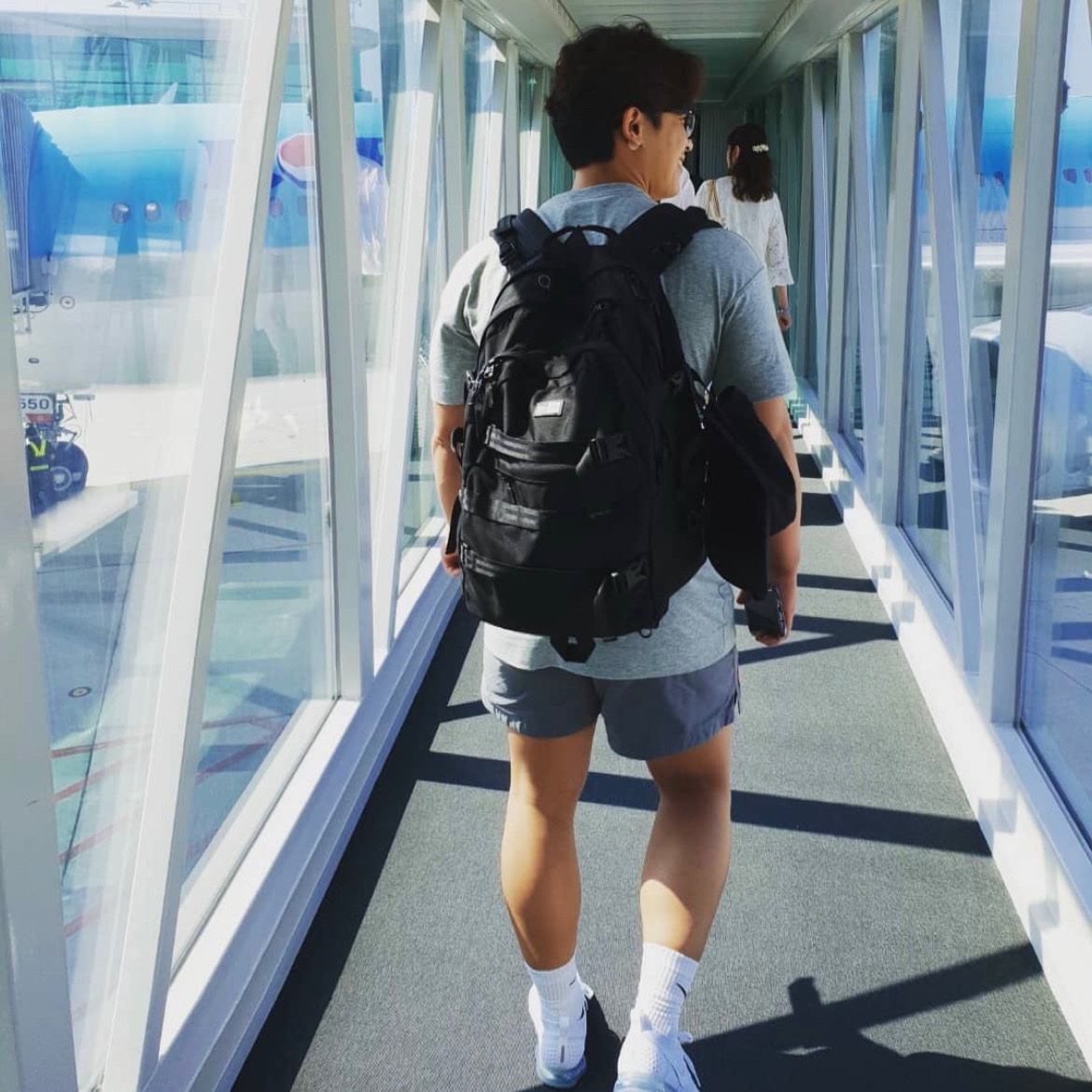 Nike Air VaporMax Flyknit 3 White Pure Platinum, Nike ACG Woven Shorts Grey - US/EU 착용 스타일