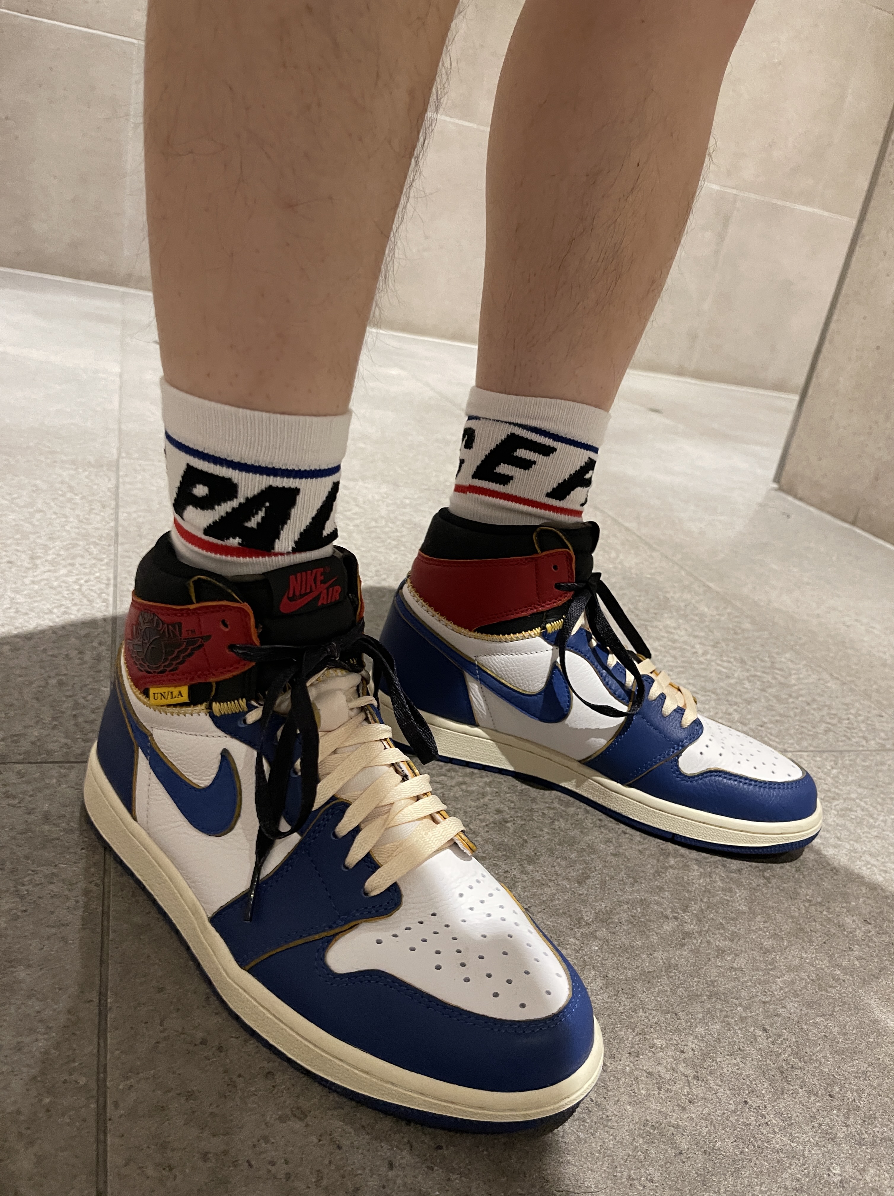 Jordan 1 x Union Retro High Blue Toe, Jordan x Union Leisure Shorts Rust Pink 착용 스타일 - 2