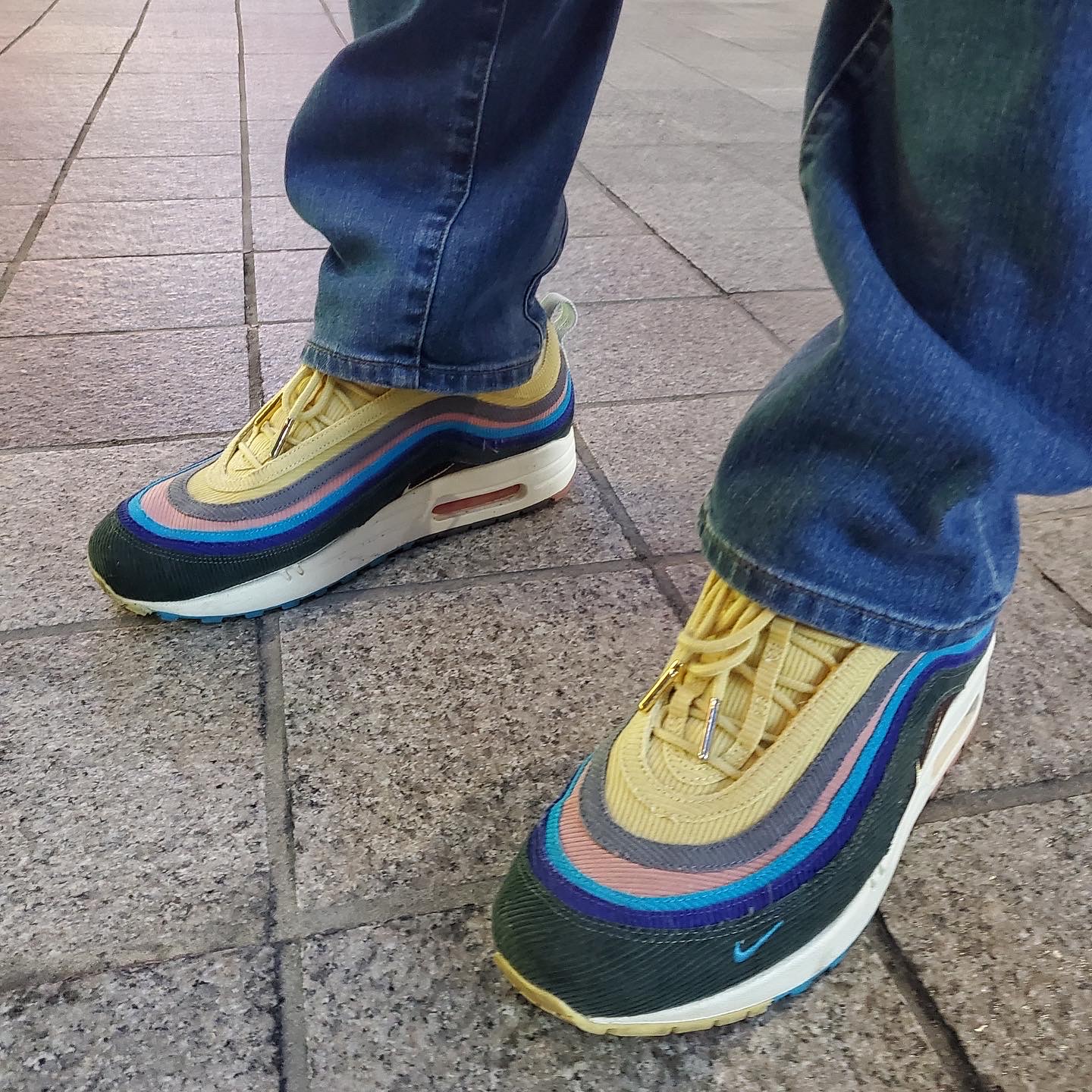 Nike x Sean Wotherspoon Air Max 1/97 착용 스타일 - 3