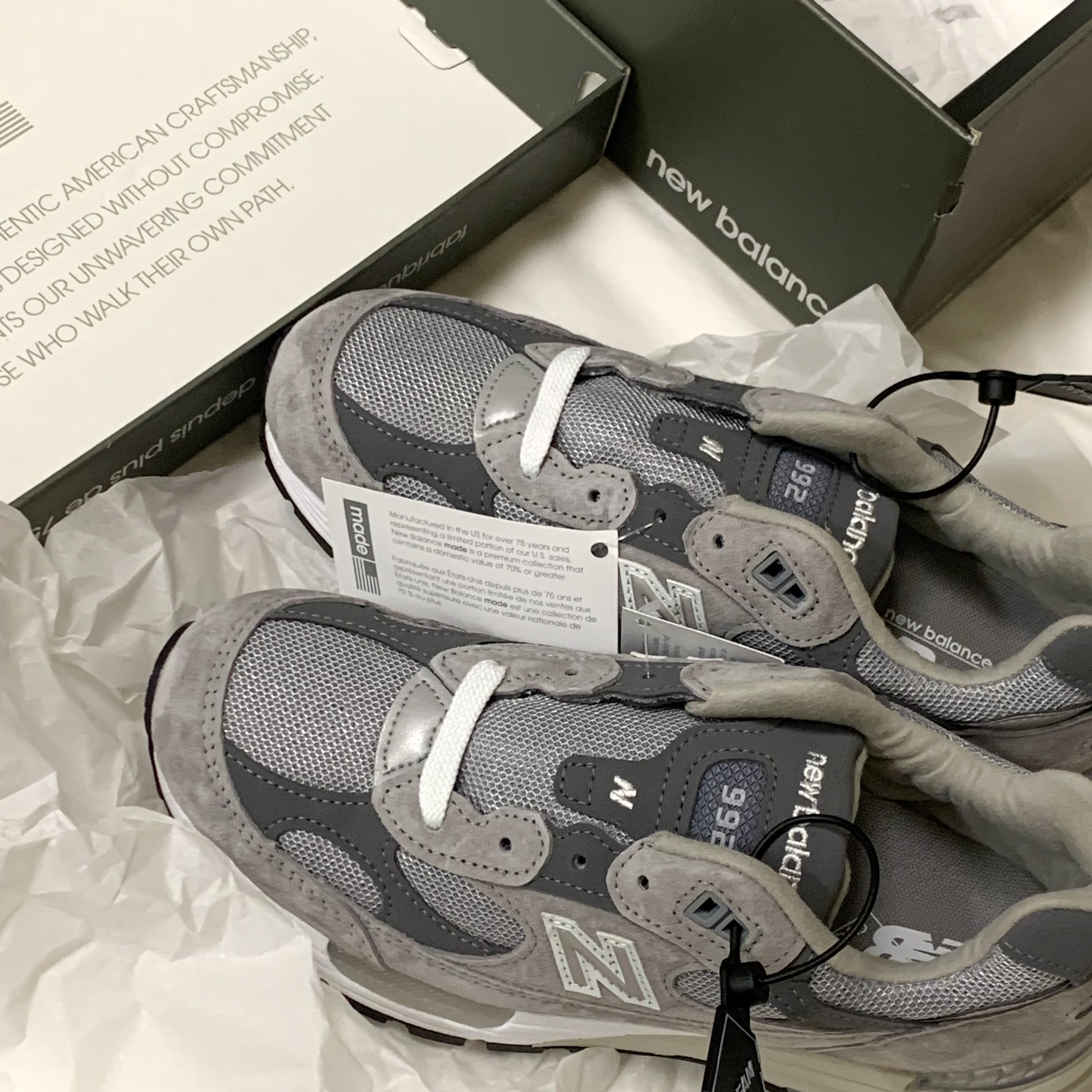 New Balance 992 Made in USA Grey - D Standard 착용 스타일 - 3