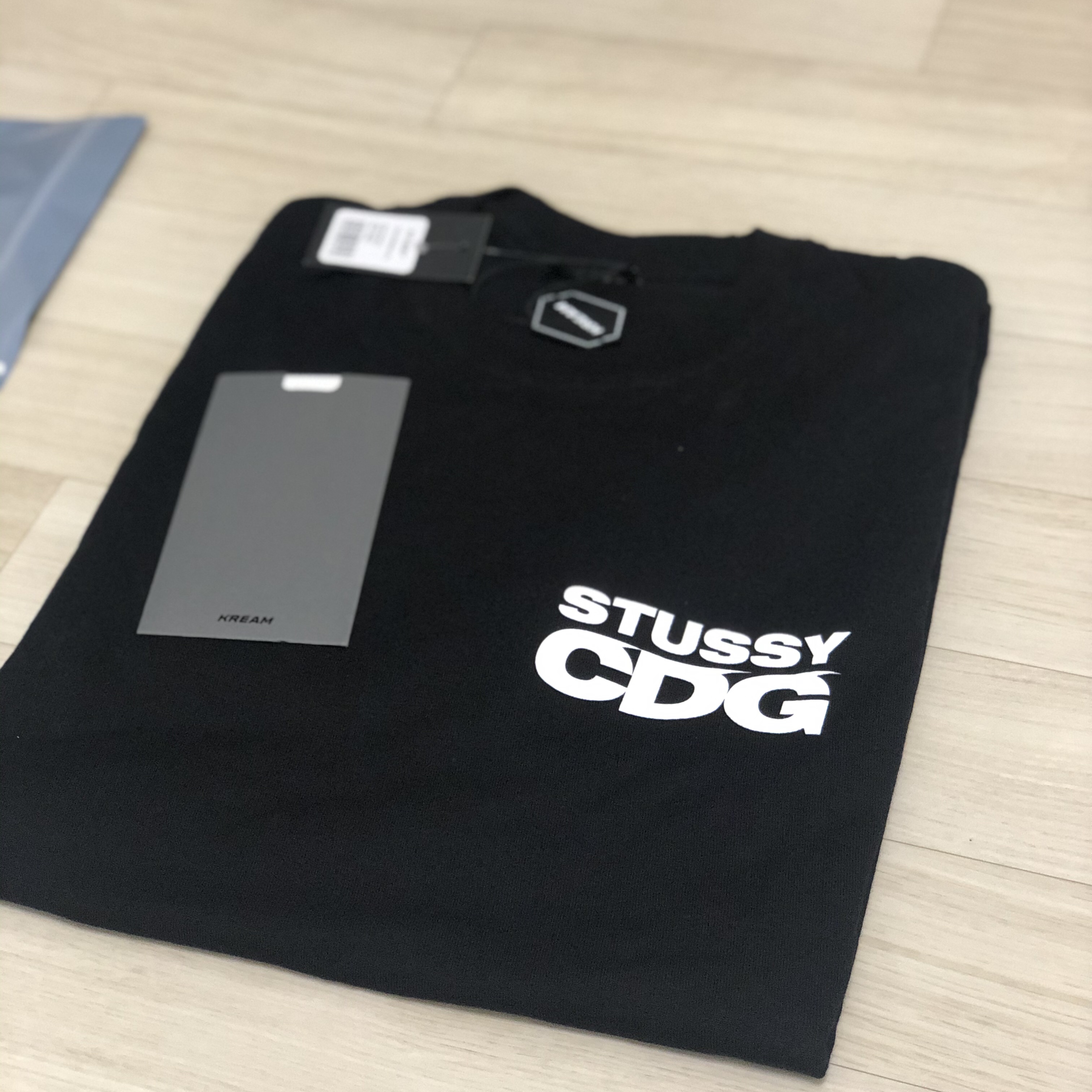Stussy x CDG Surfman T-Shirt Black 착용 스타일