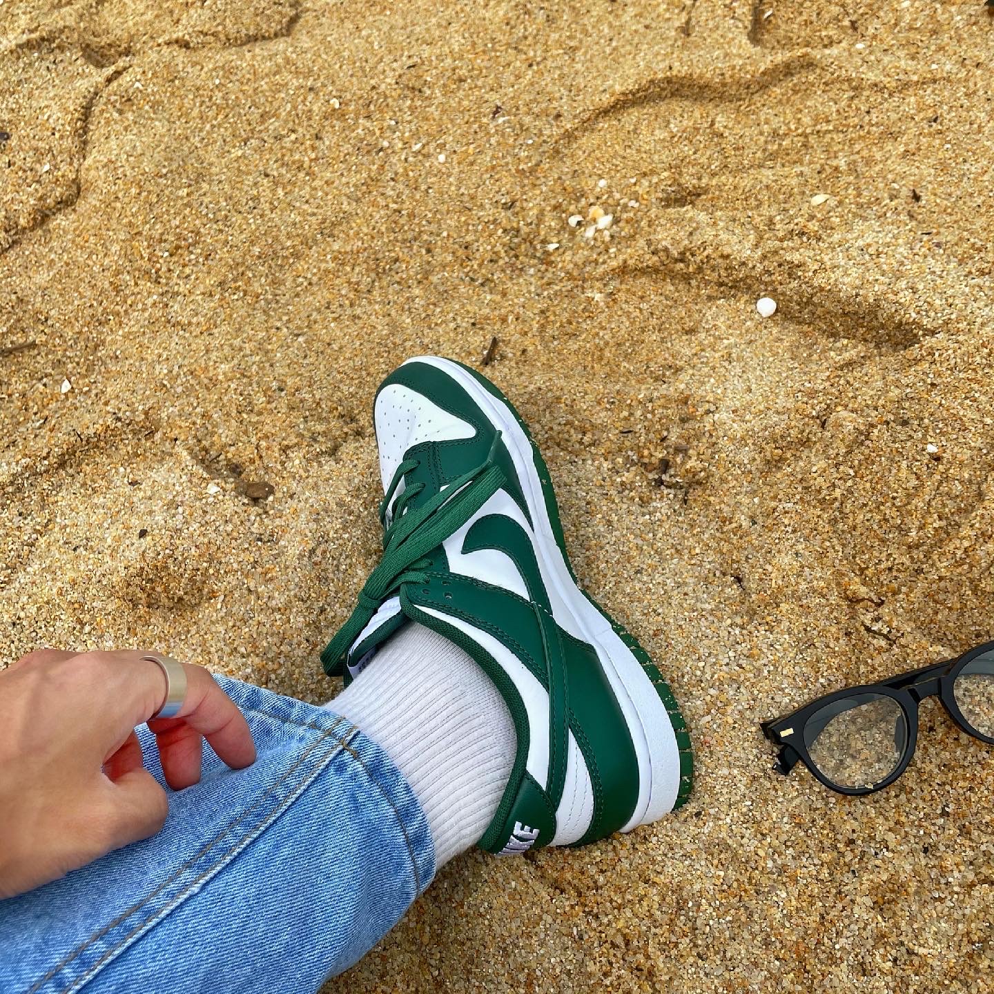 Nike Dunk Low Retro Varsity Green 착용 스타일 - 2
