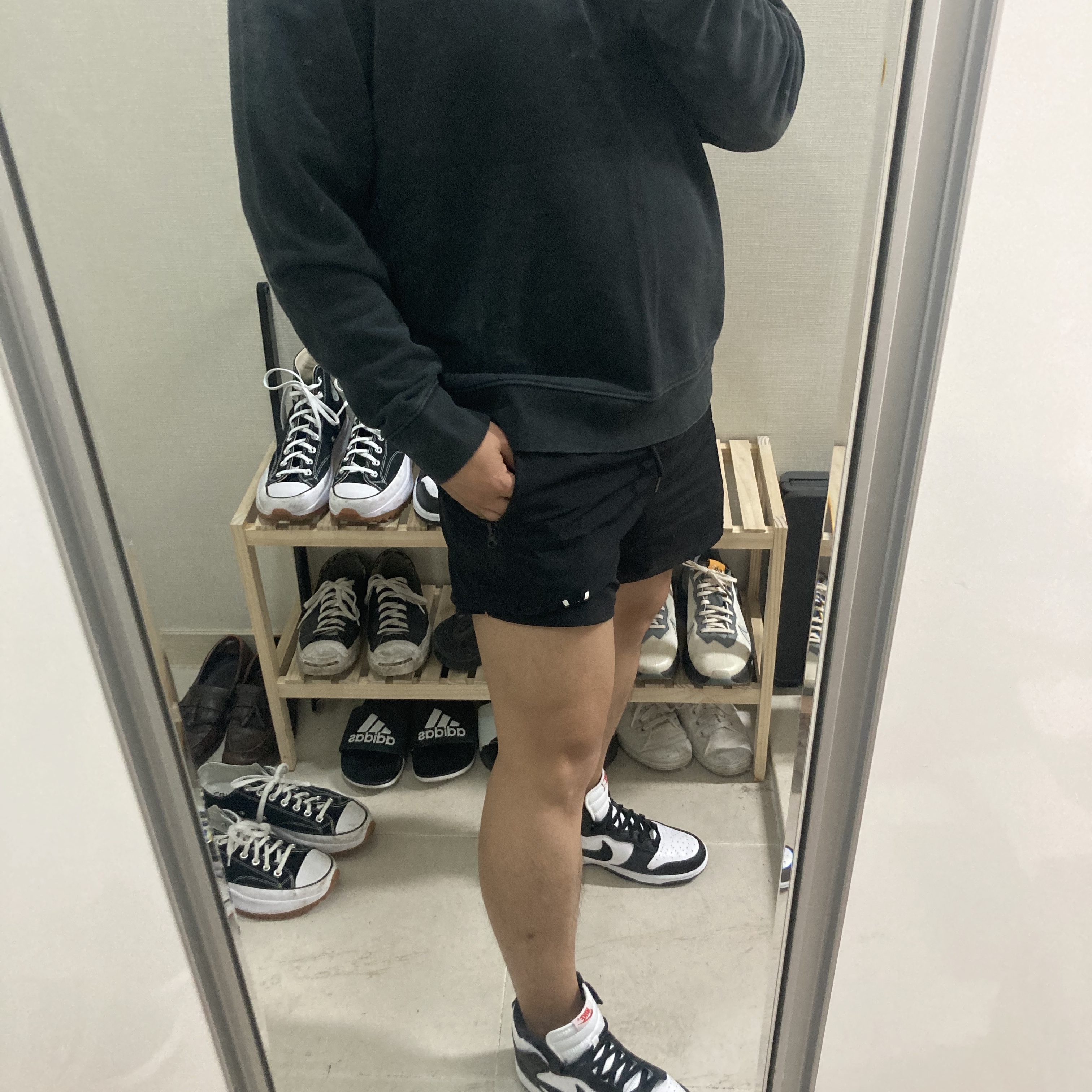 Nike Dunk High Retro Black and White 착용 스타일