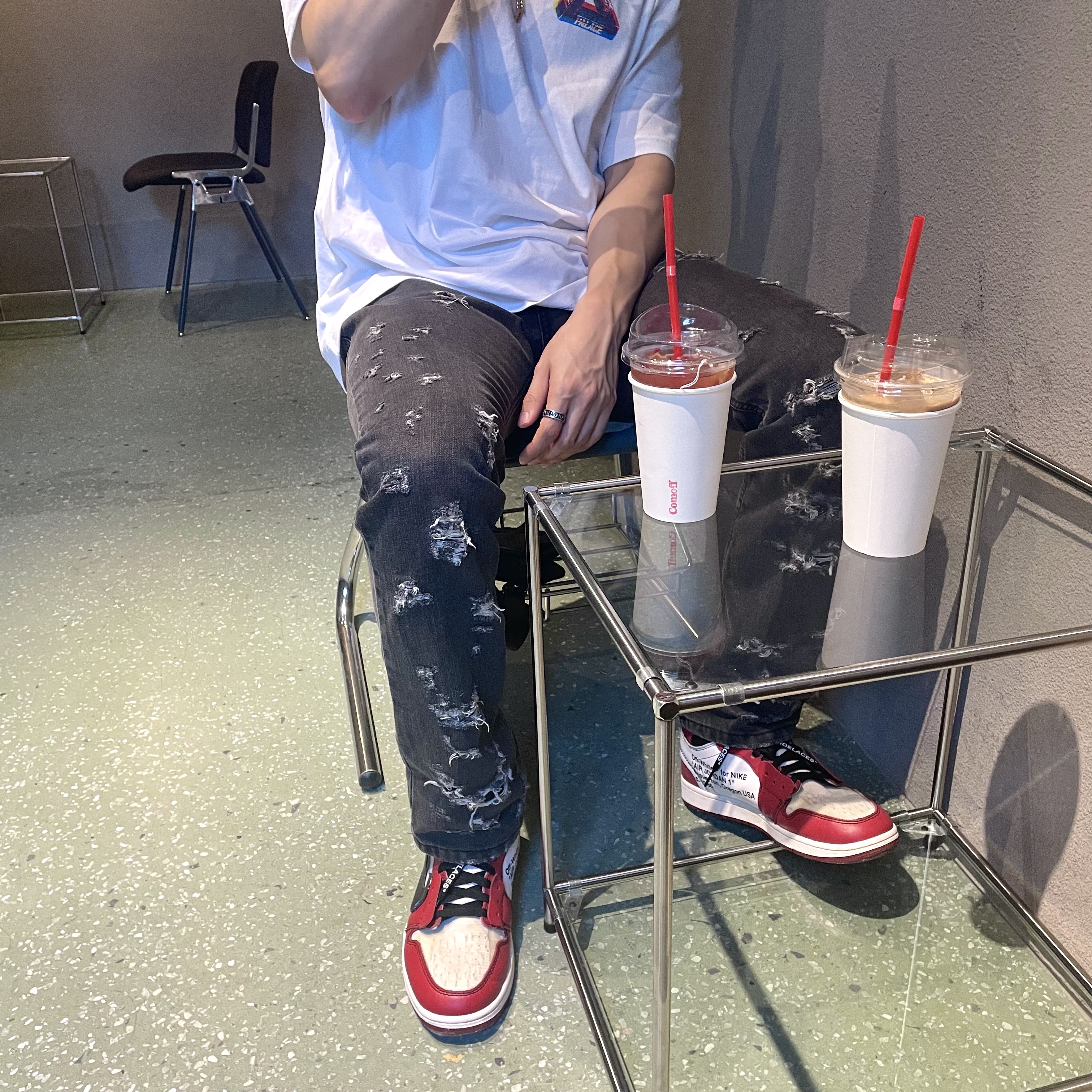 Jordan 1 x Off-White Retro High Chicago The Ten, Palace Tri-Ferg Colour Blur T-Shirt White - 20FW 착용 스타일