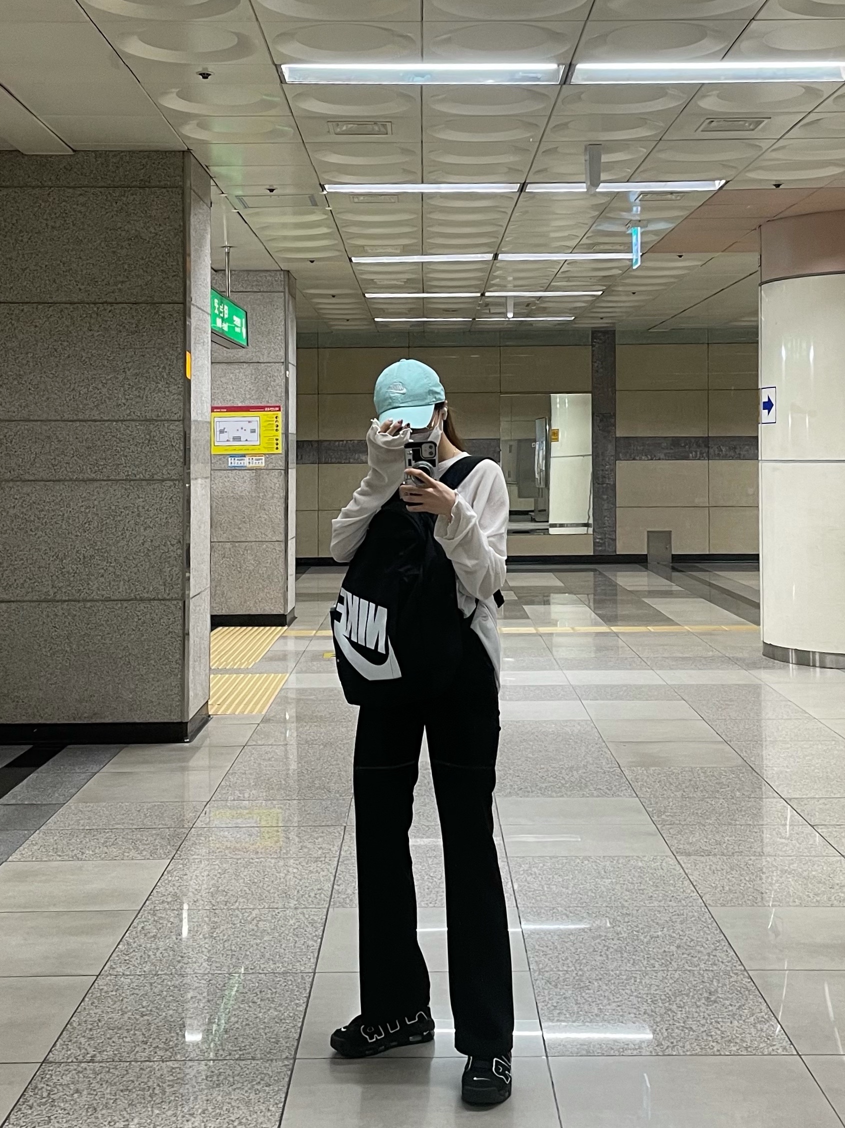 Nike Air More Uptempo Black White 2020 착용 스타일