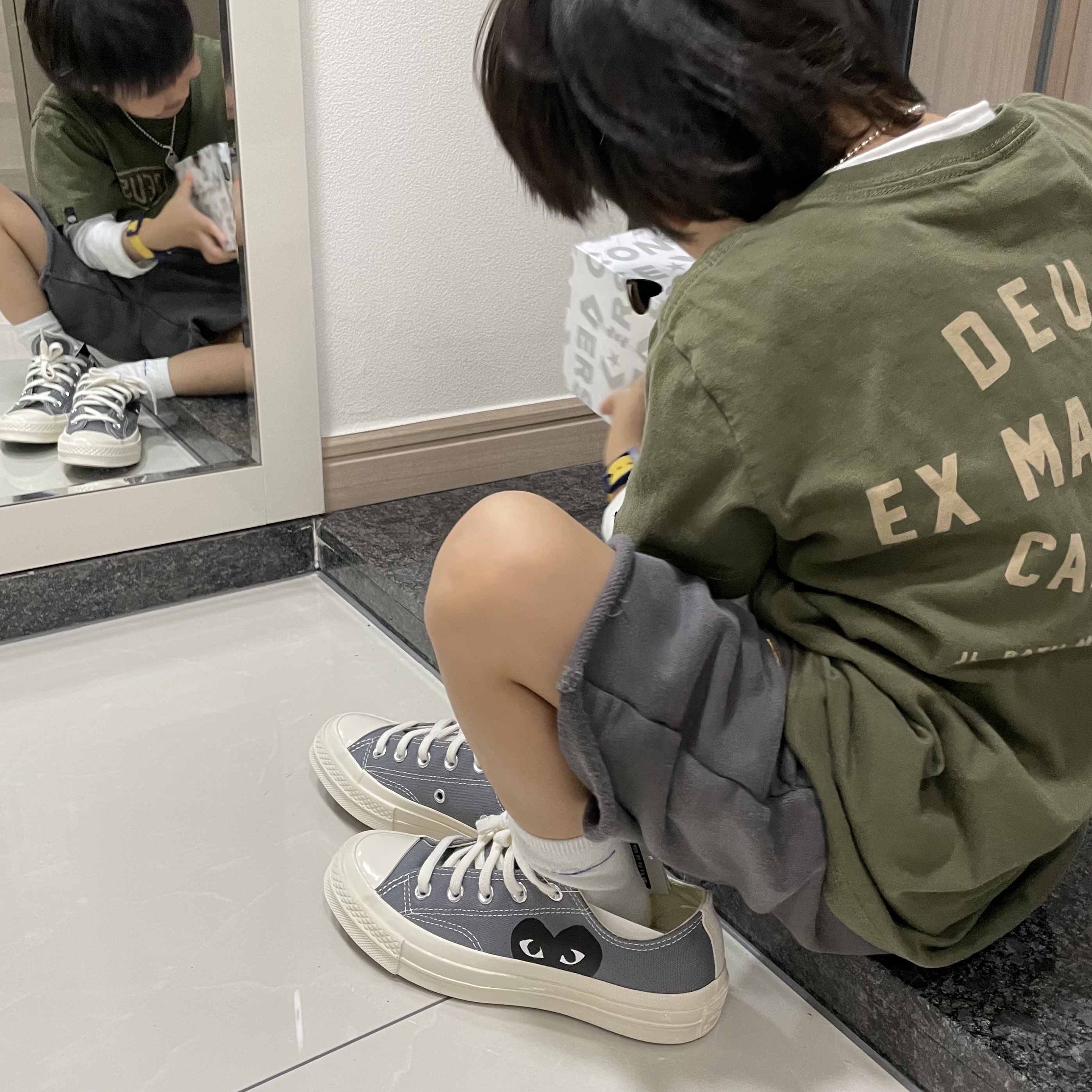 Converse x Play Comme des Garcons Chuck 70 Ox Steel Gray 착용 스타일