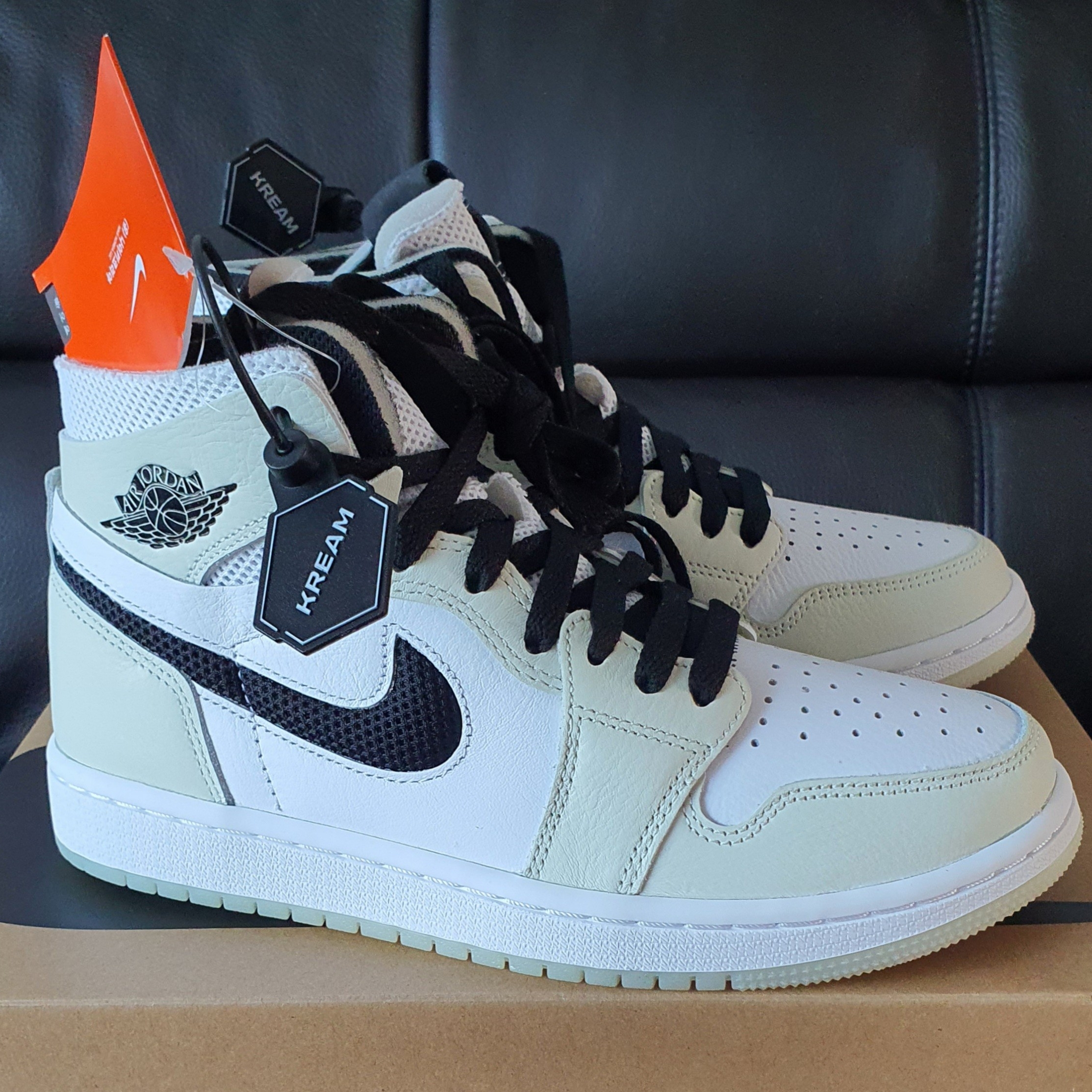 (W) Jordan 1 Zoom Air CMFT Light Bone 착용 스타일