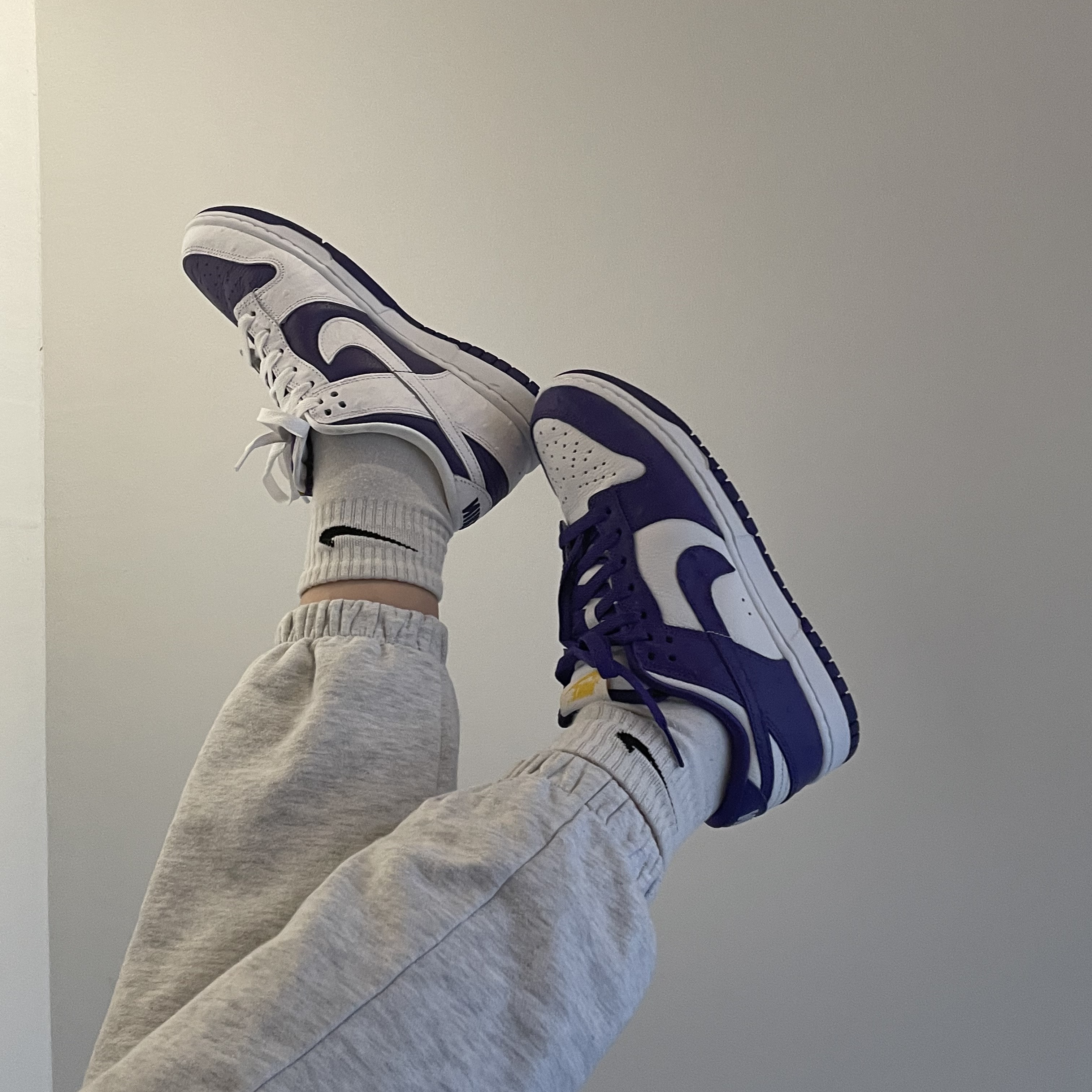 (W) Nike Dunk Low SE Flip 착용 스타일