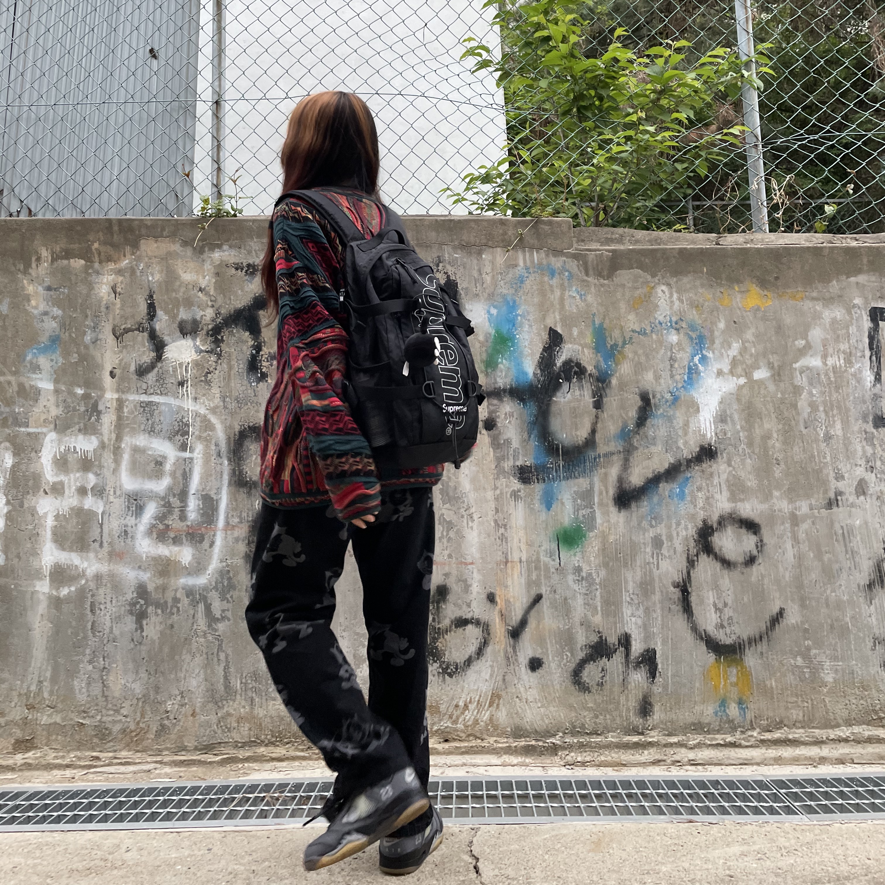 Jordan 5 x Off-White Retro SP Black Muslin, Supreme Backpack Black - 18FW 착용 스타일 - 2