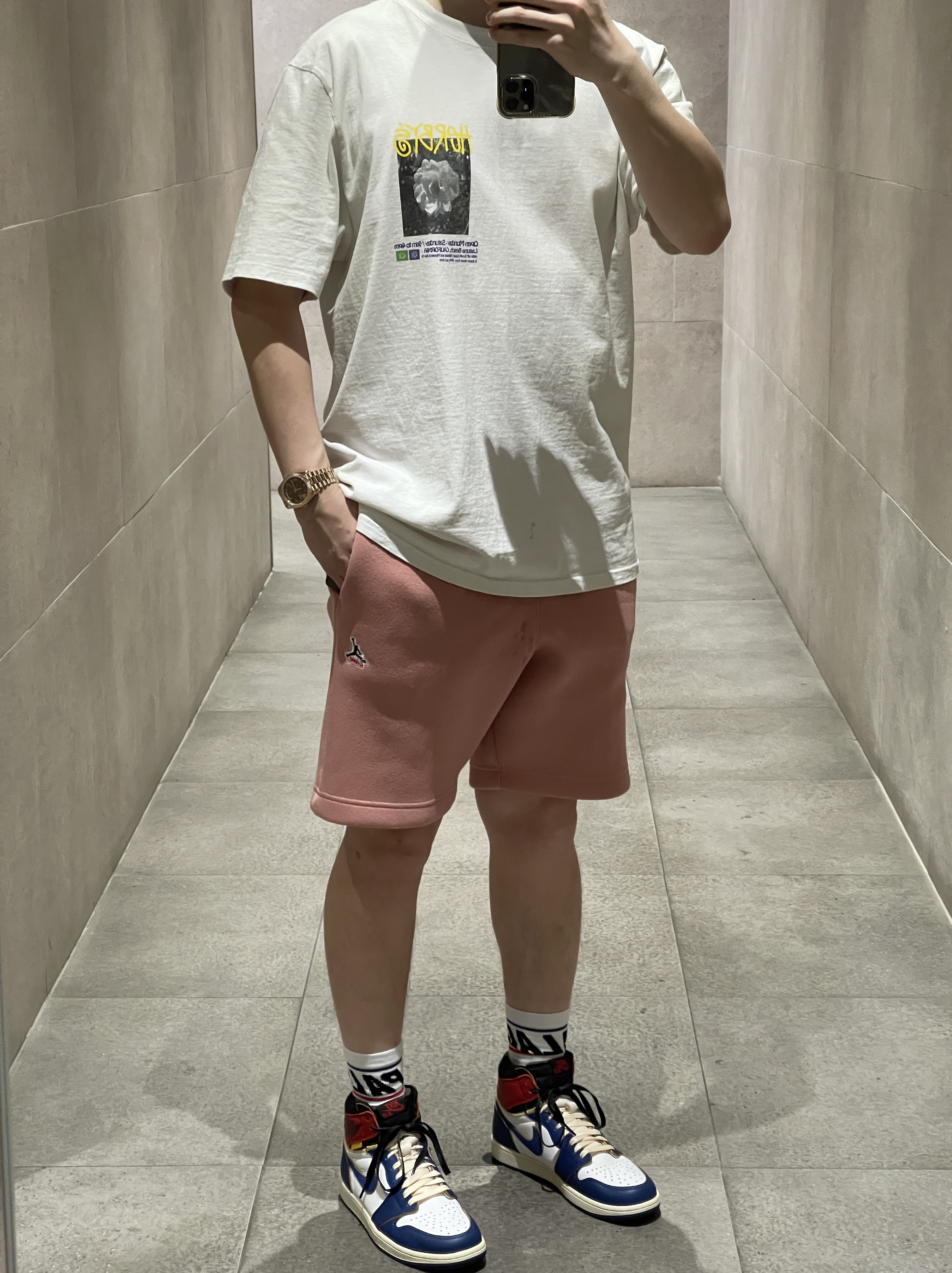Jordan 1 x Union Retro High Blue Toe, Jordan x Union Leisure Shorts Rust Pink 착용 스타일 - 1