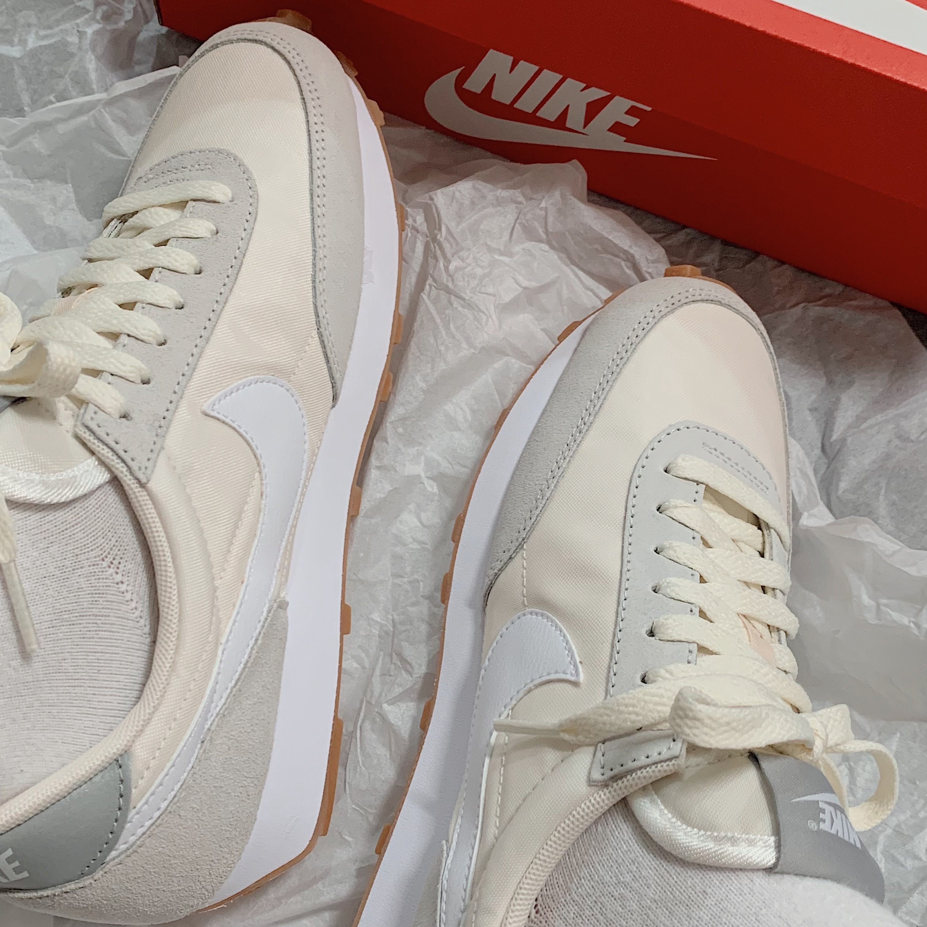 (W) Nike Daybreak Summit White 착용 스타일