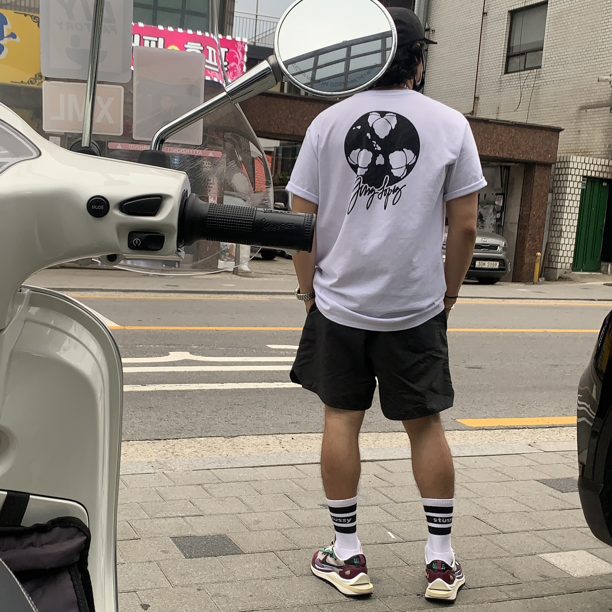 Nike x Sacai VaporWaffle String & Black Villain Red 착용 스타일 - 1