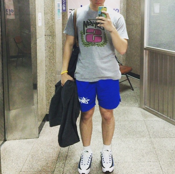 Nike Air Max 95 White Slate Blue 착용 스타일