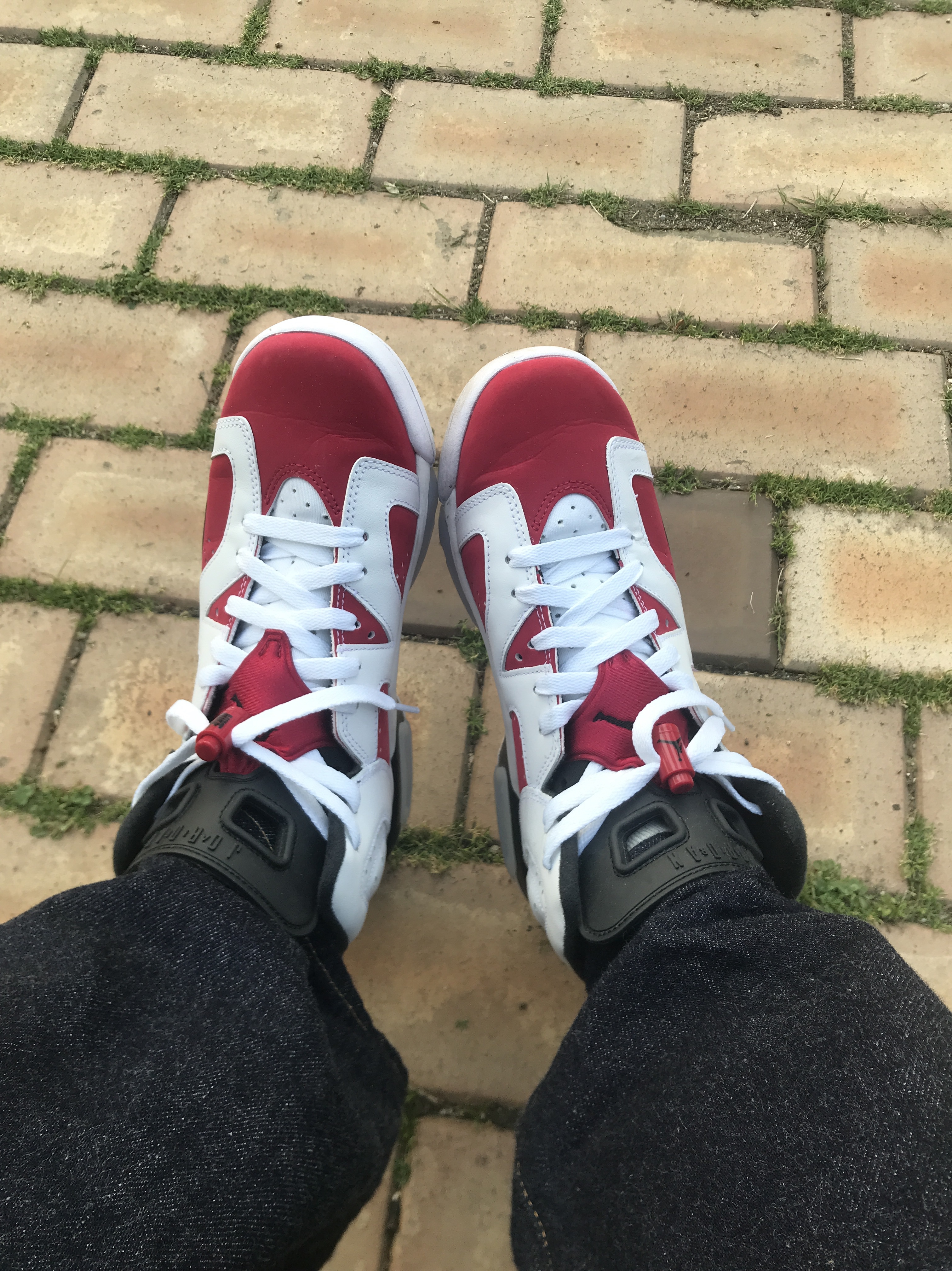 (GS) Jordan 6 Retro Carmine 2021 착용 스타일 - 2
