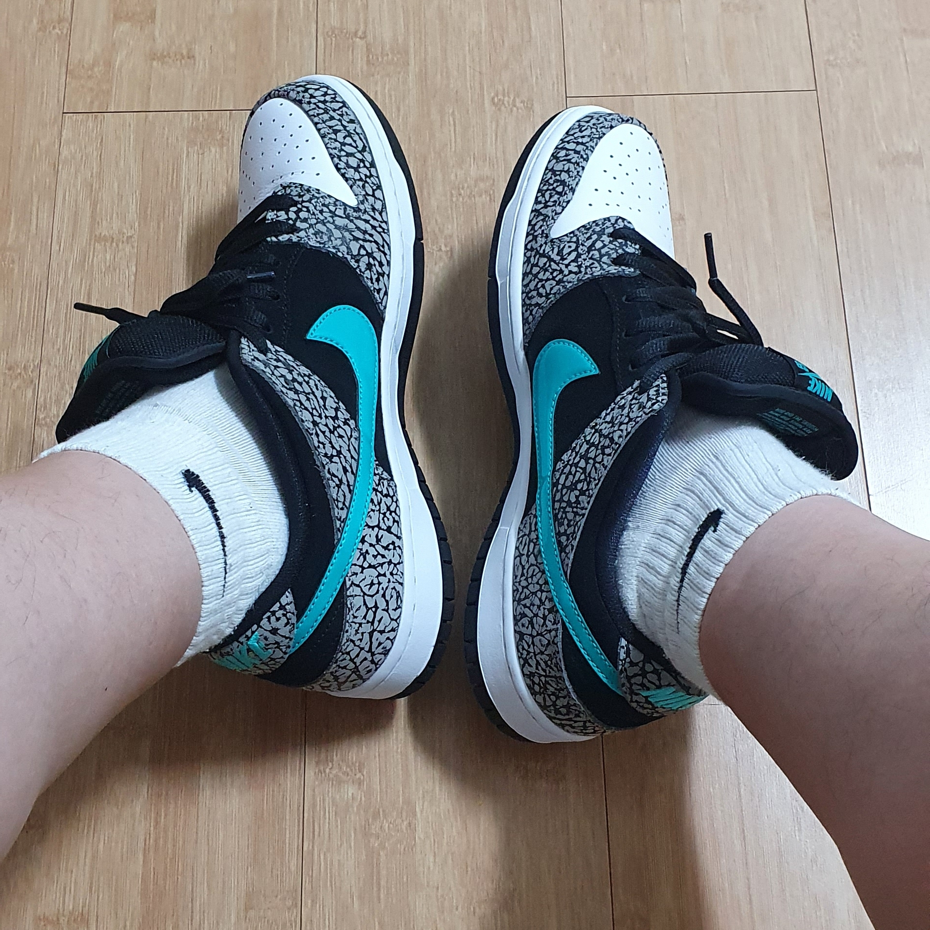 Nike SB Dunk Low Pro Clear Jade 착용 스타일