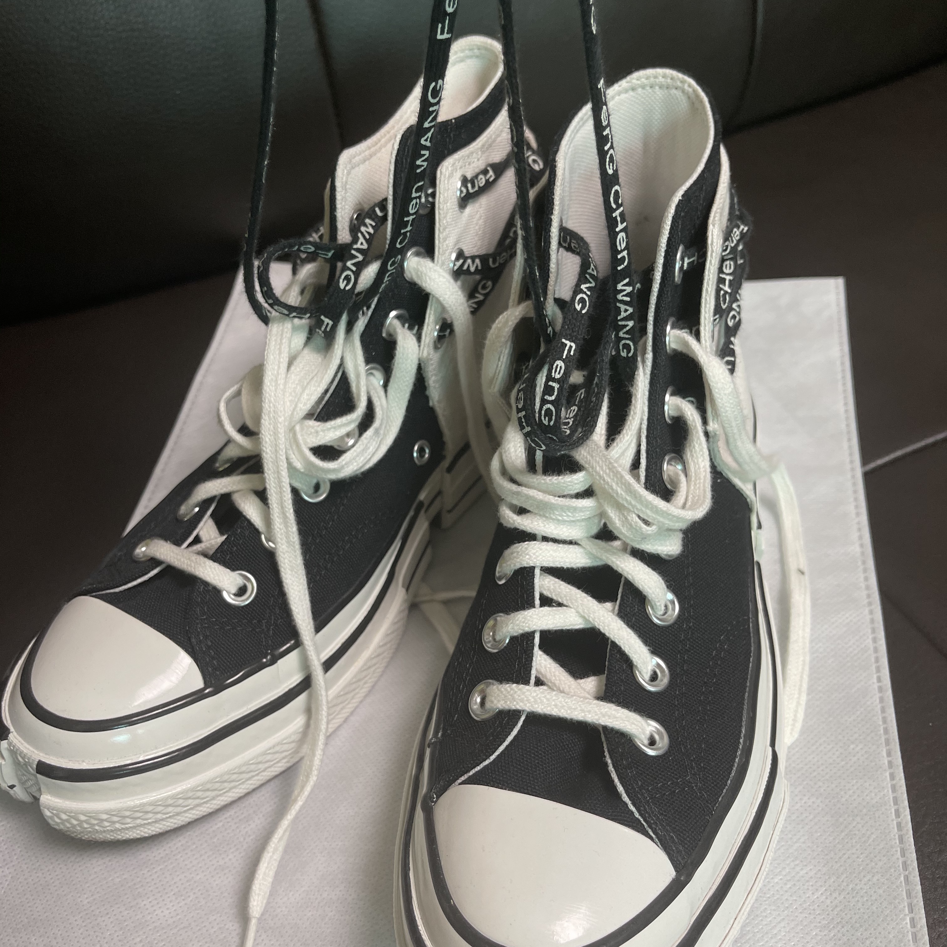 Converse x Feng Chen Wang Chuck 70 2-in-1 Natural Ivory Black 착용 스타일 - 1