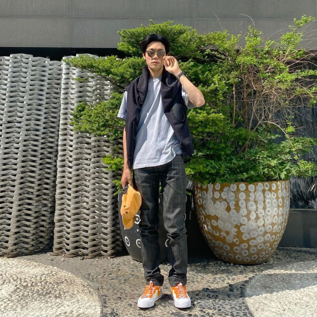 Nike x Sacai Blazer Low Magma Orange 착용 스타일 - 2