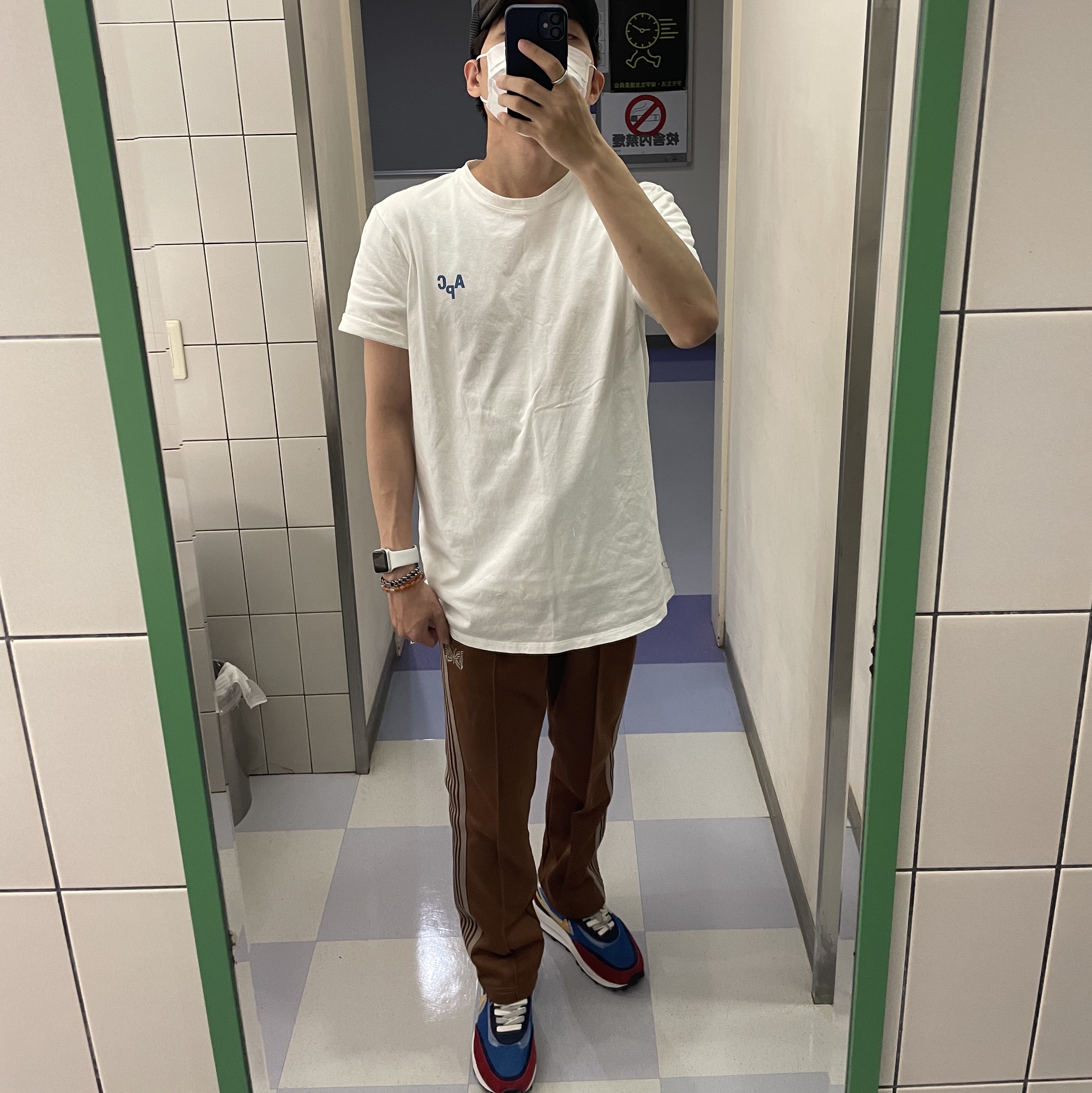 Nike x Sacai LDWaffle Blue Multi 착용 스타일