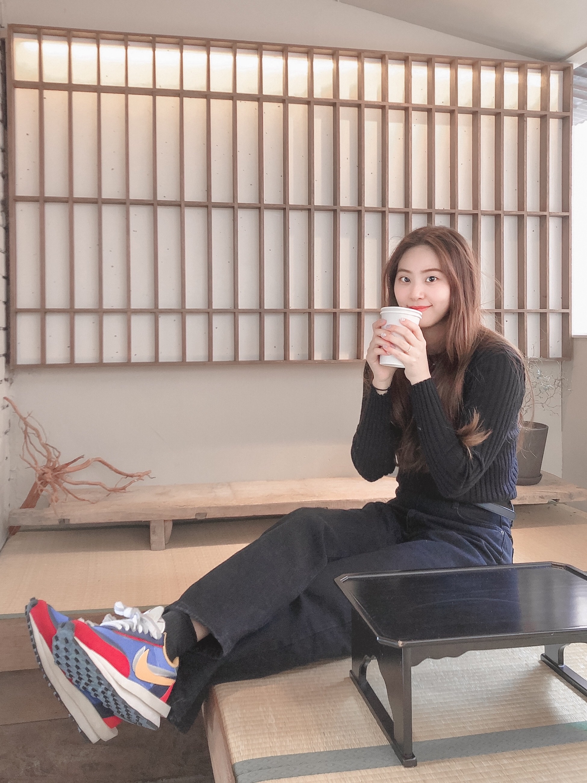 Nike x Sacai LDWaffle Blue Multi 착용 스타일