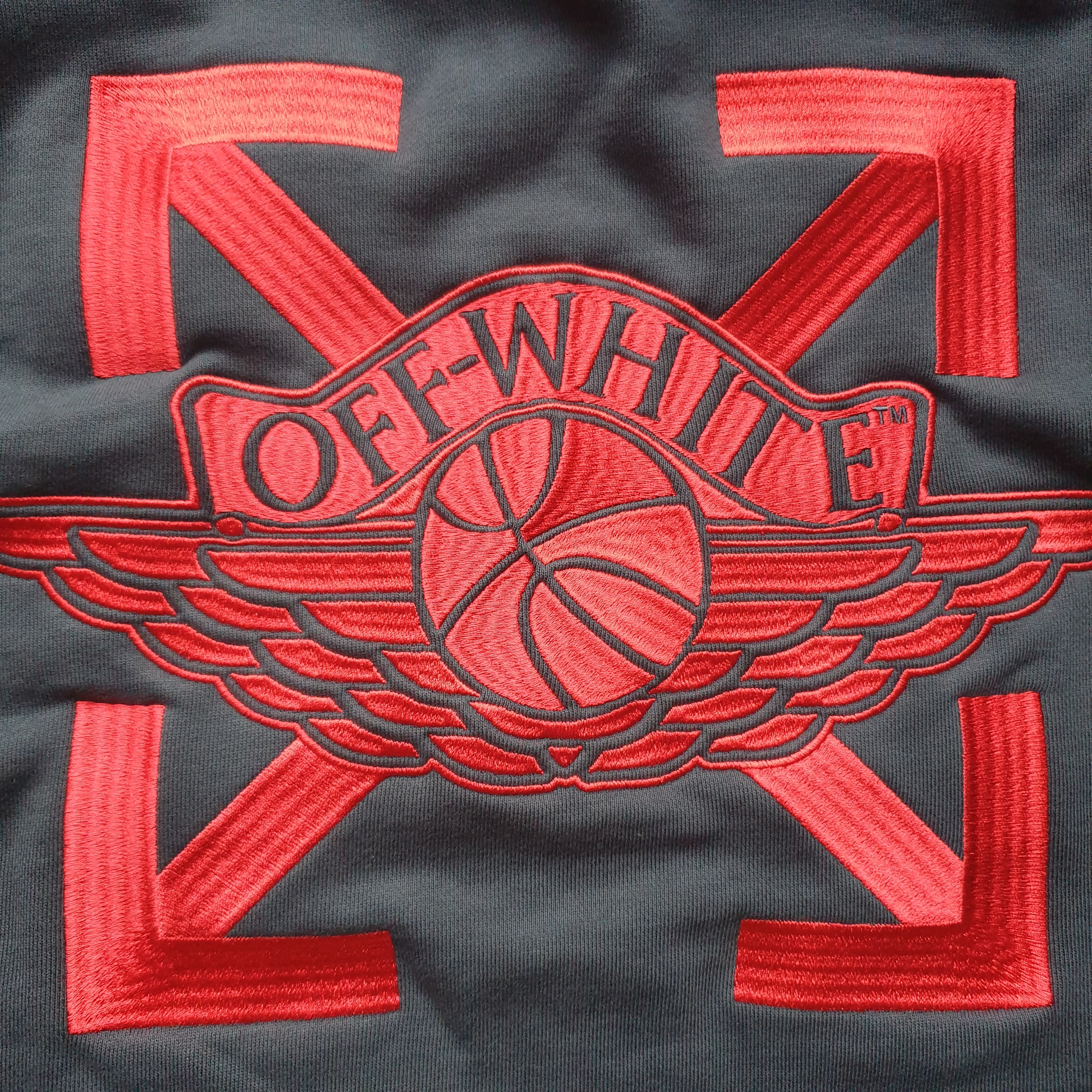Jordan x Off-White Fleece Pullover Hoodie Black - US/EU 착용 스타일 - 3