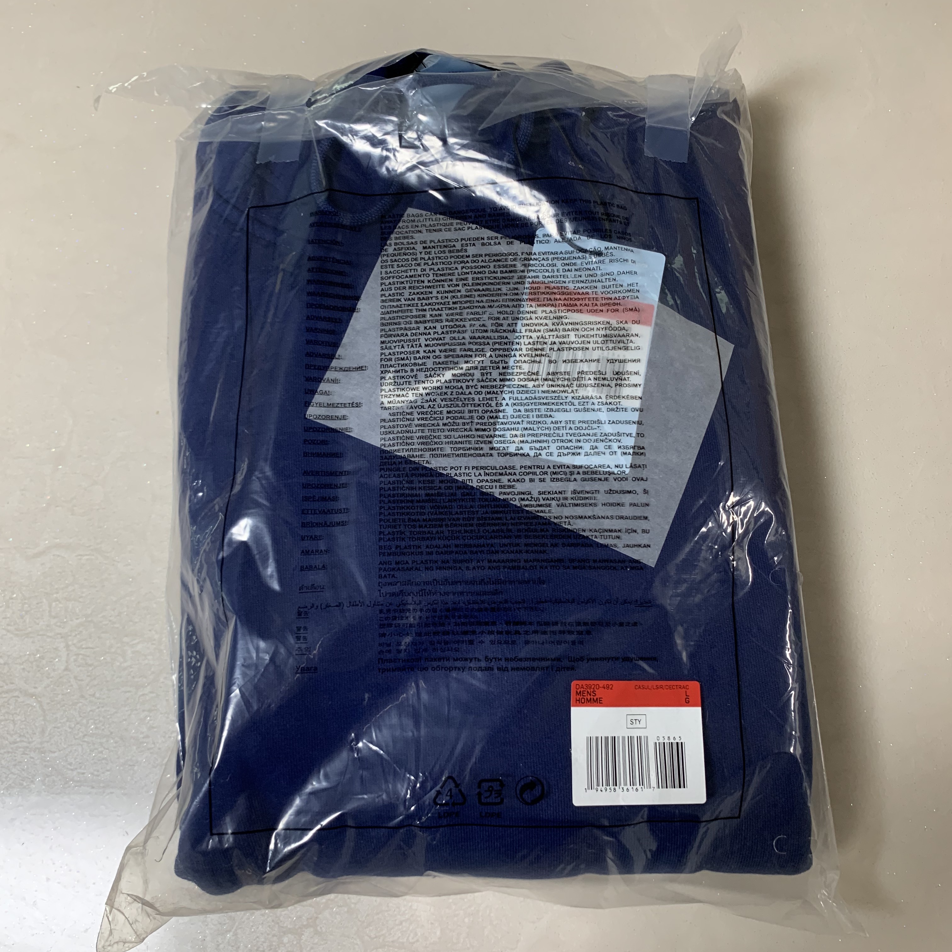 Nike x Drake Nocta Cardinal Stock Essential Hoodie Navy - US/EU, Nike x Drake Nocta Cardinal Stock Essential Hoodie Navy - Asia 착용 스타일 - 3