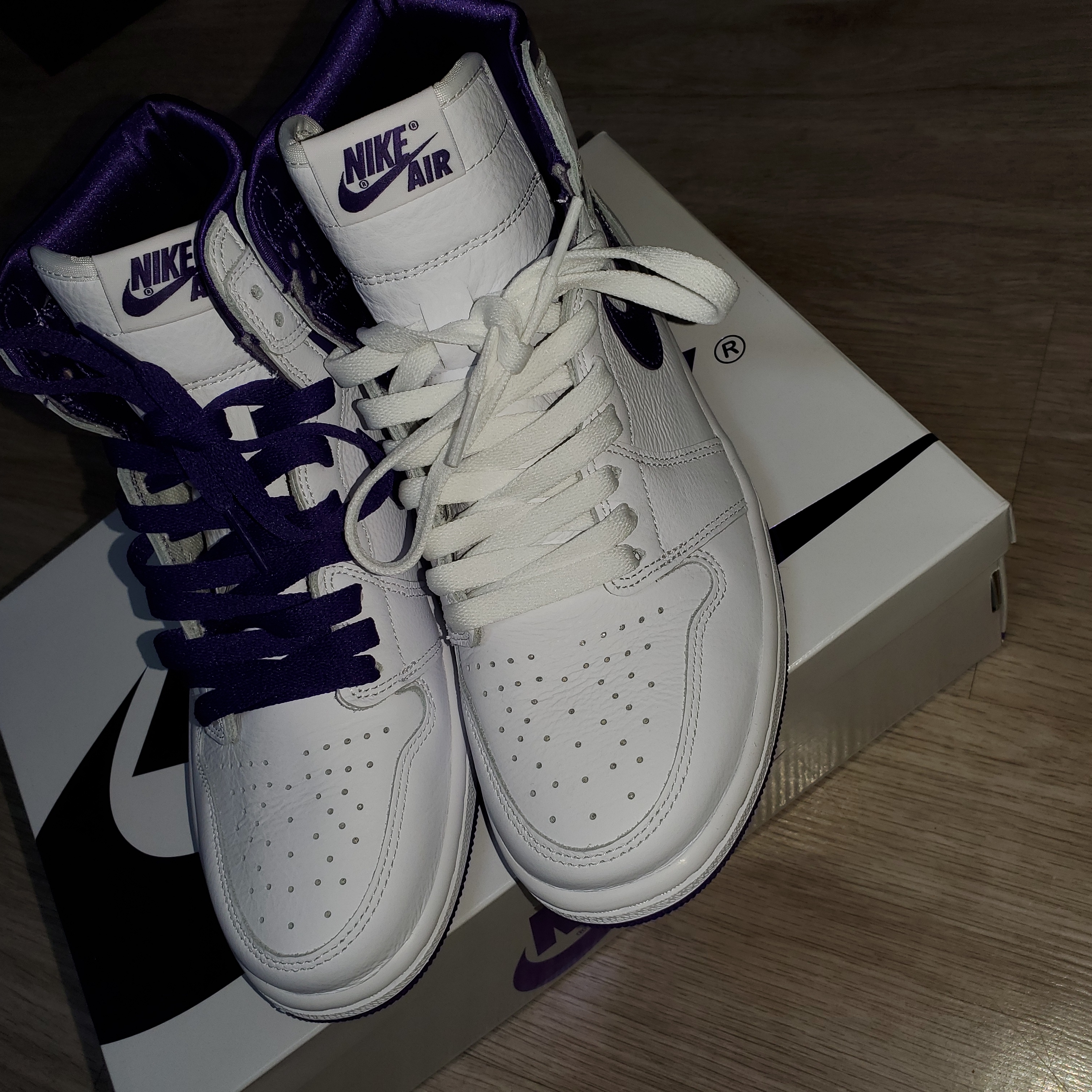 (W) Jordan 1 High OG Court Purple 착용 스타일