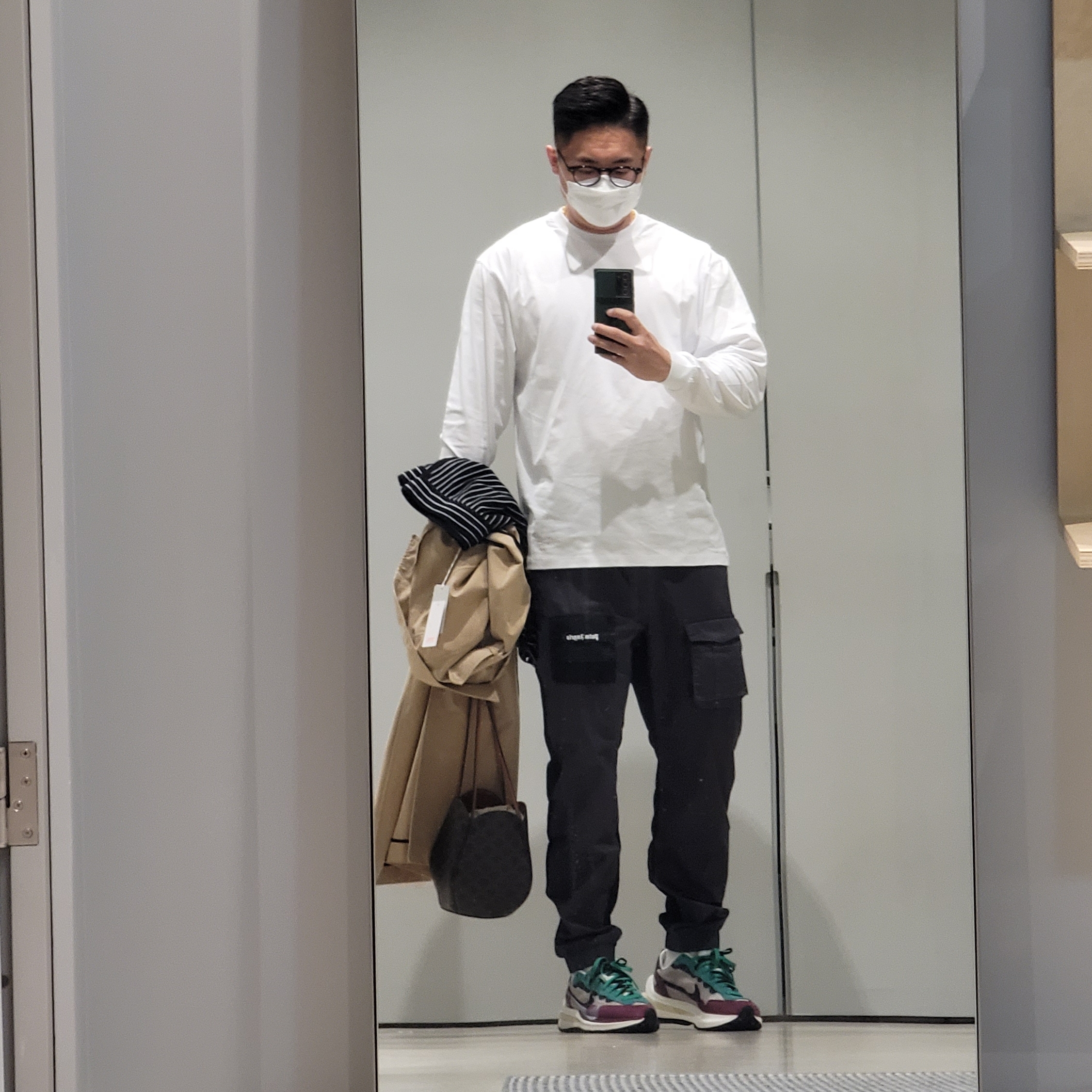 Nike x Sacai VaporWaffle String & Black Villain Red 착용 스타일