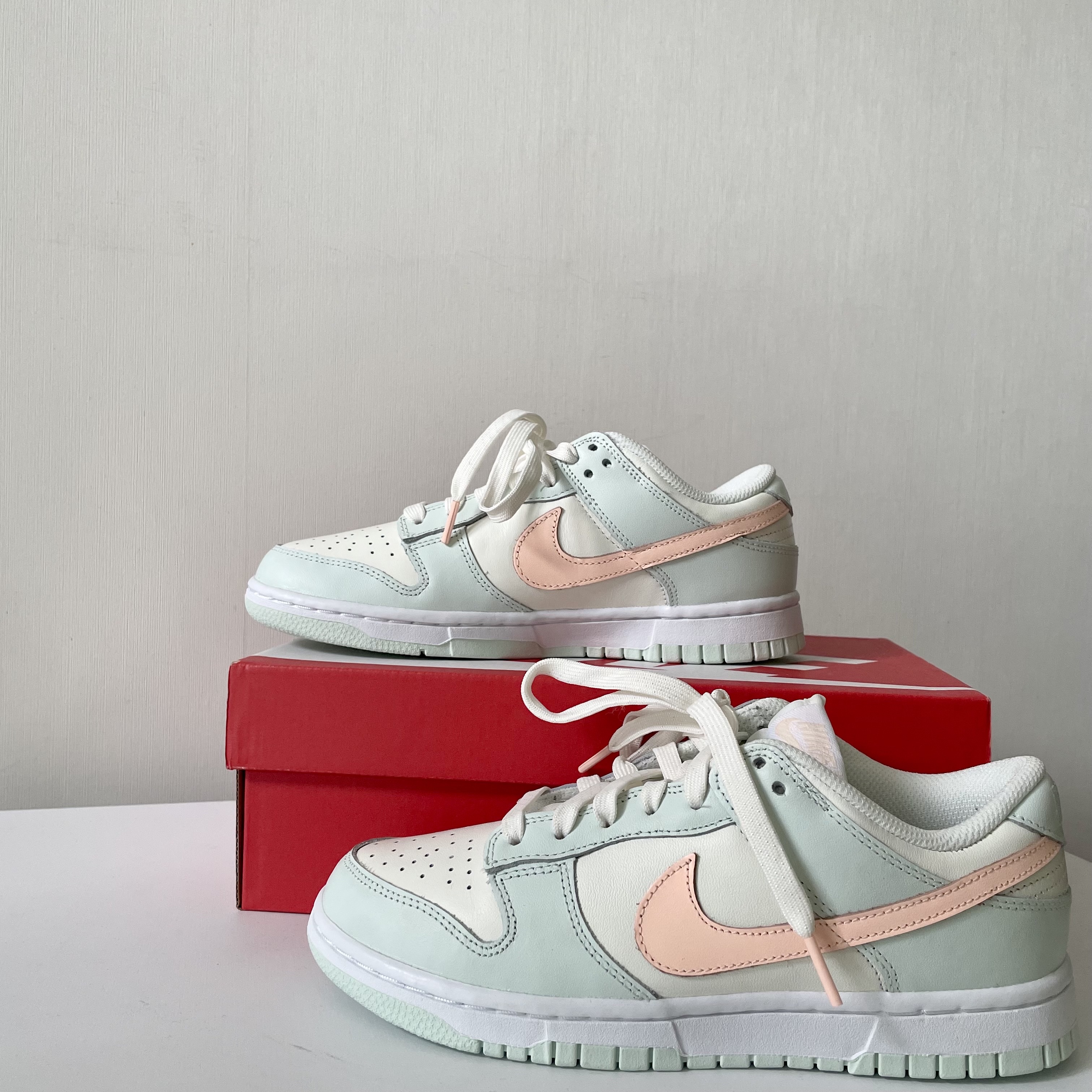 (W) Nike Dunk Low Barely Green 착용 스타일