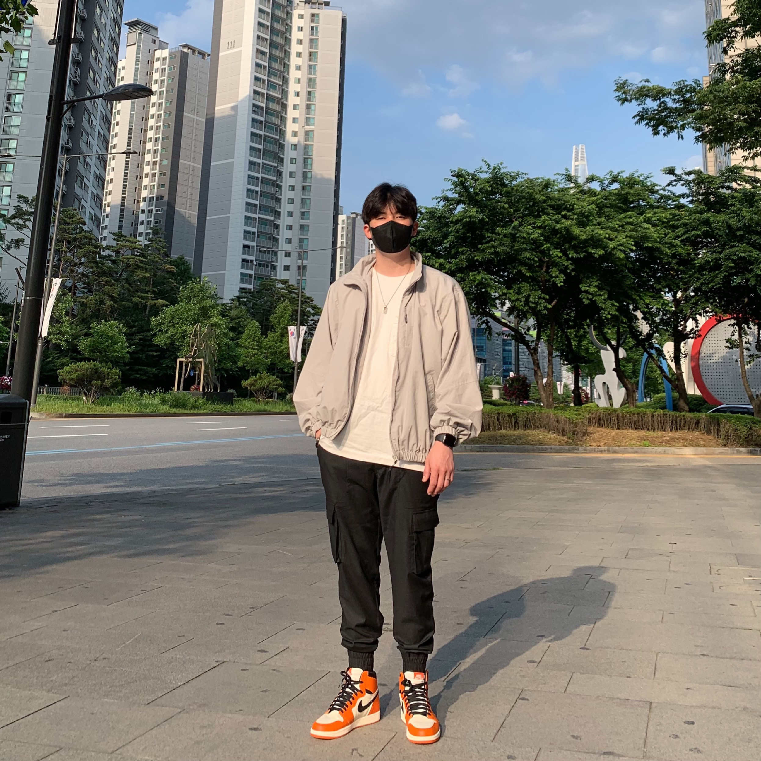 Jordan 1 Retro High OG Reverse Shattered Backboard 착용 스타일