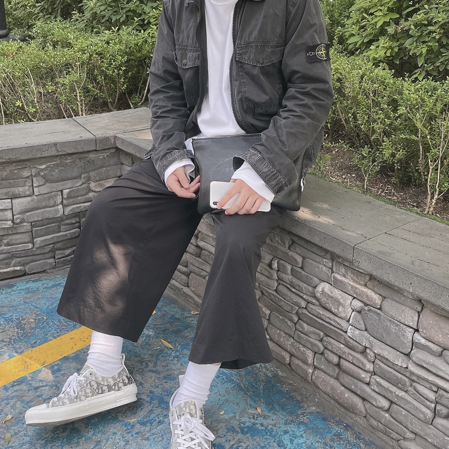 Dior B23 Low Dior Oblique White & Black 착용 스타일