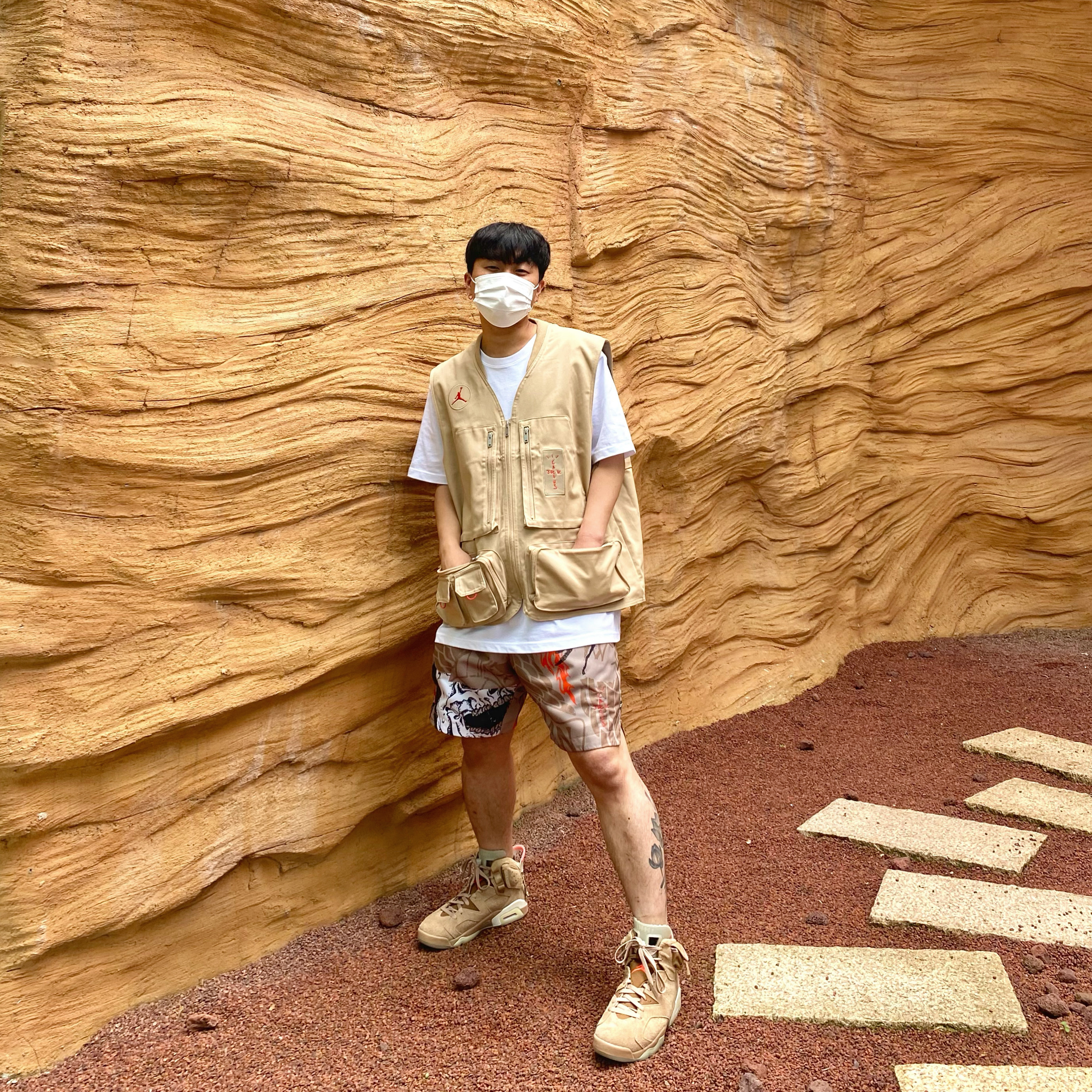 Jordan 6 x Travis Scott Retro SP British Khaki, Jordan x Travis Scott Pool Shorts - US/EU 착용 스타일