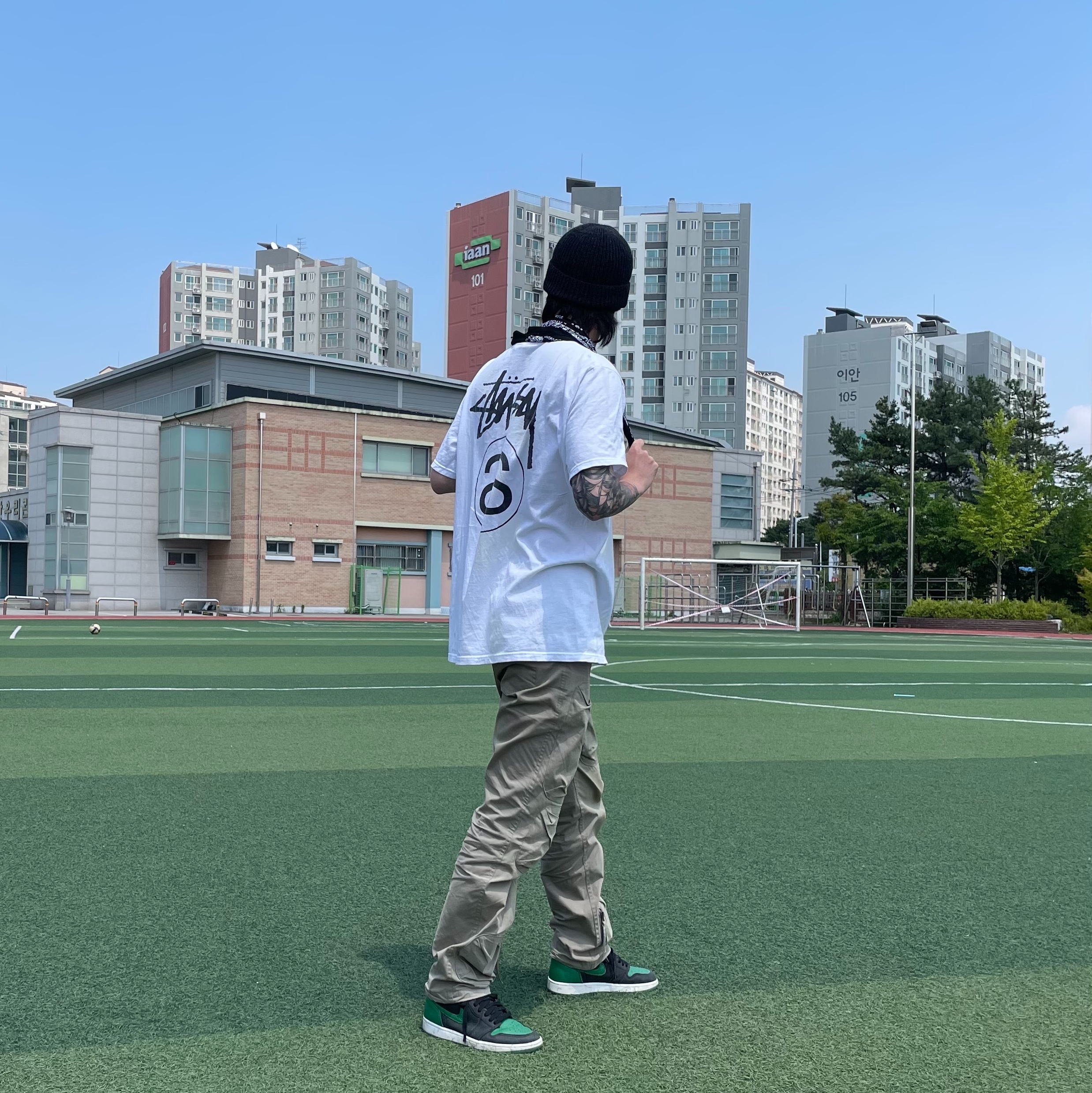 Jordan 1 Retro High OG Pine Green Black 착용 스타일
