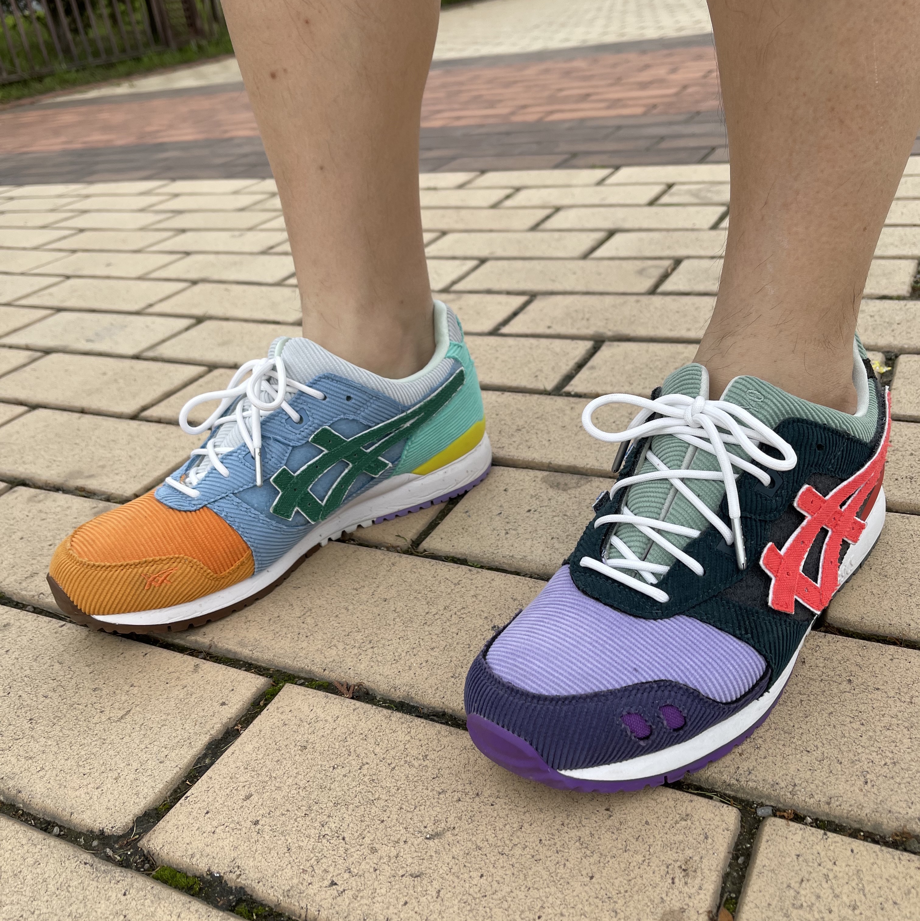 Asics x Atmos x Sean Wotherspoon Gel-Lyte III OG Corduroy, Supreme Washed Chino Twill Camp Cap Coral - 21SS 착용 스타일 - 3