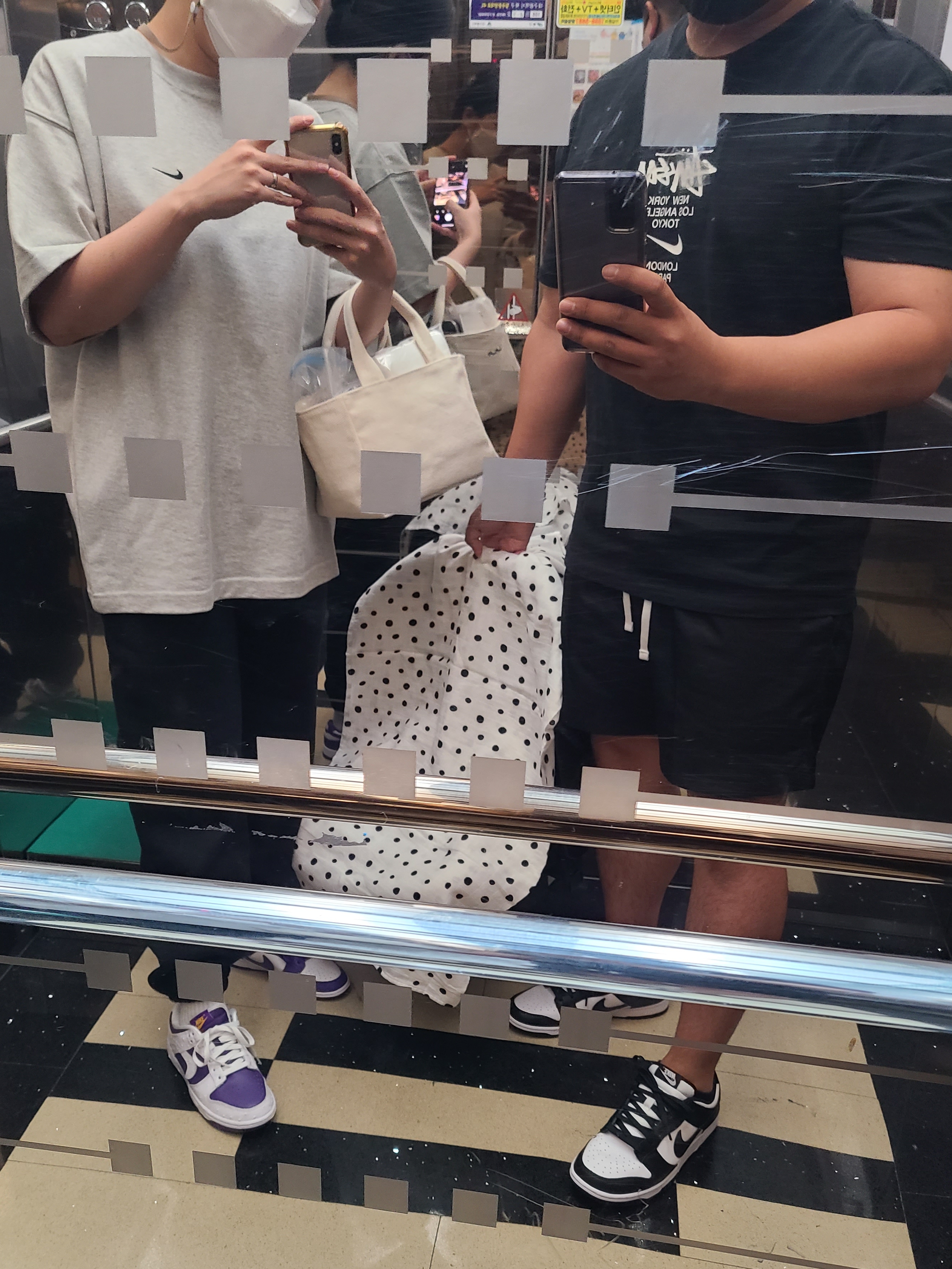 Nike x Kim Jones Oversized T-Shirt Grey Heather - US/EU, (W) Nike NRG Solo Swoosh Fleece Pants Black White - Asia 착용 스타일